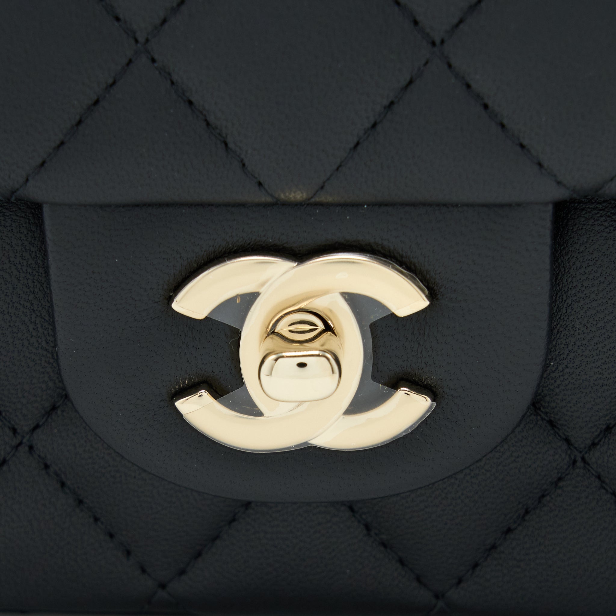 chanel-top-handle-mini-rectangular-flap-bag-lambskin-black-lghw-microchip-6