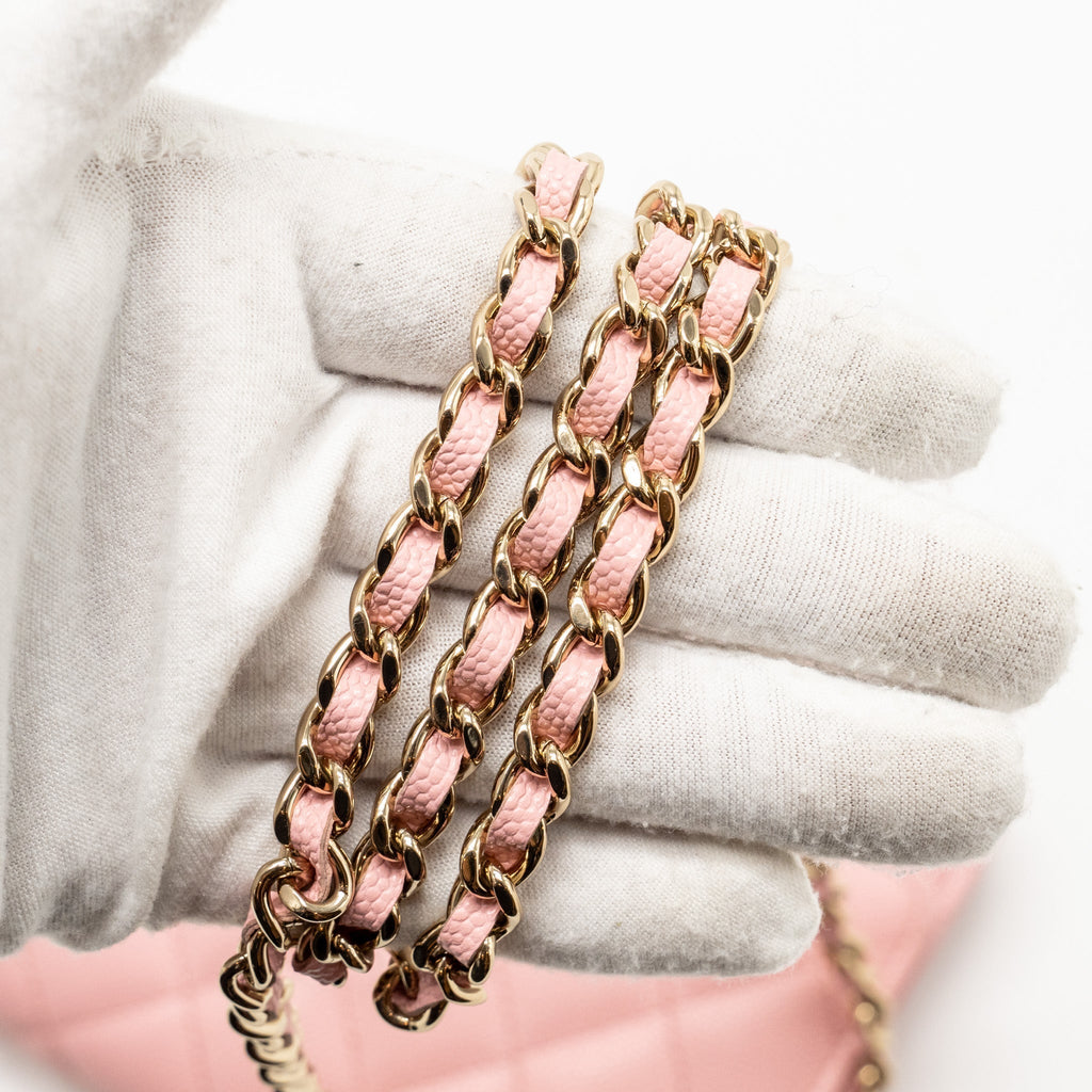 chanel-classic-wallet-on-chain-caviar-pink-lghw-microchip