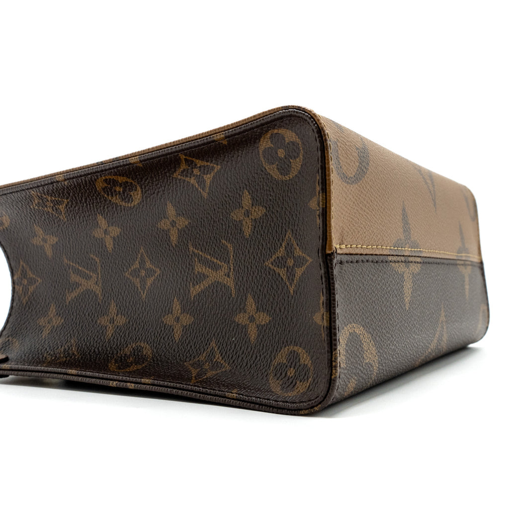 louis-vuitton-onthego-pm-monogram-canvas-monogram-reverse-canvas-ghw