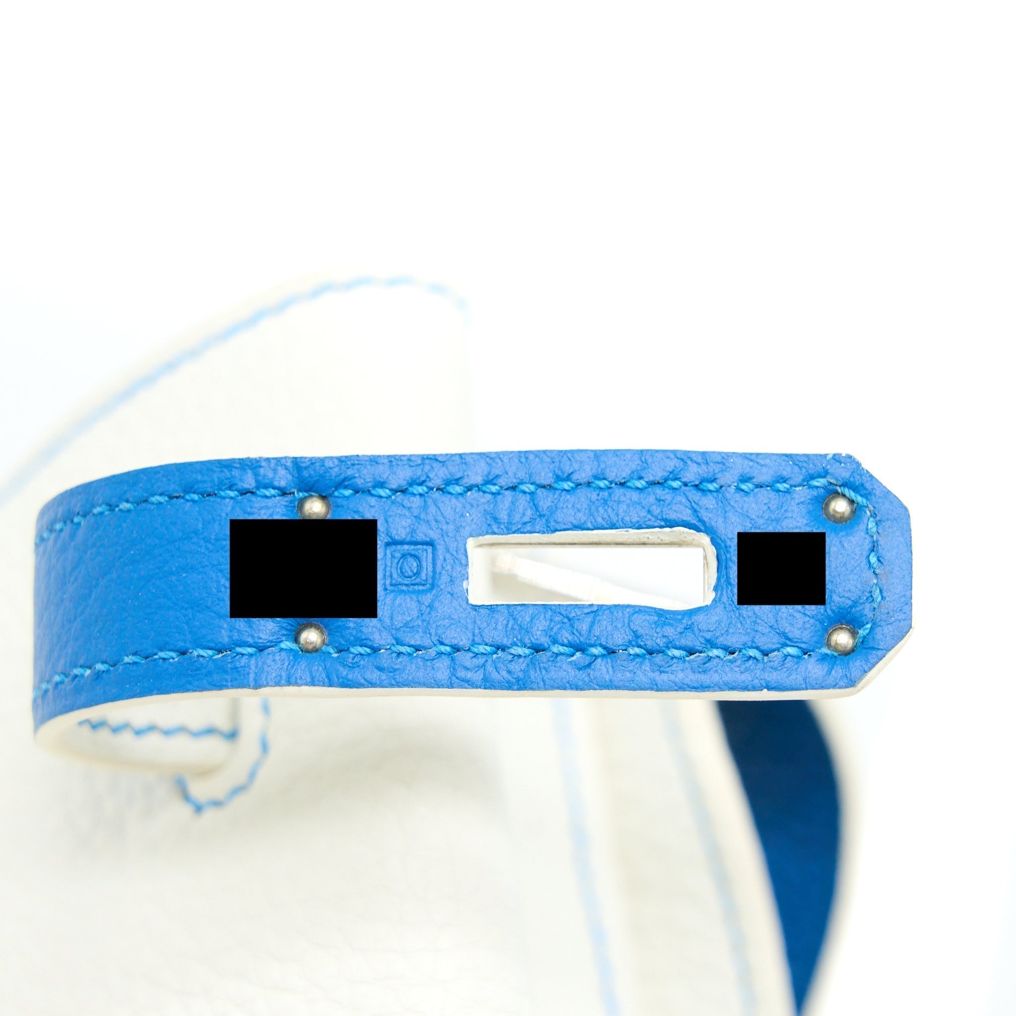 hermes-so-kelly-26-blanc-blue-shw-stamp-square-o