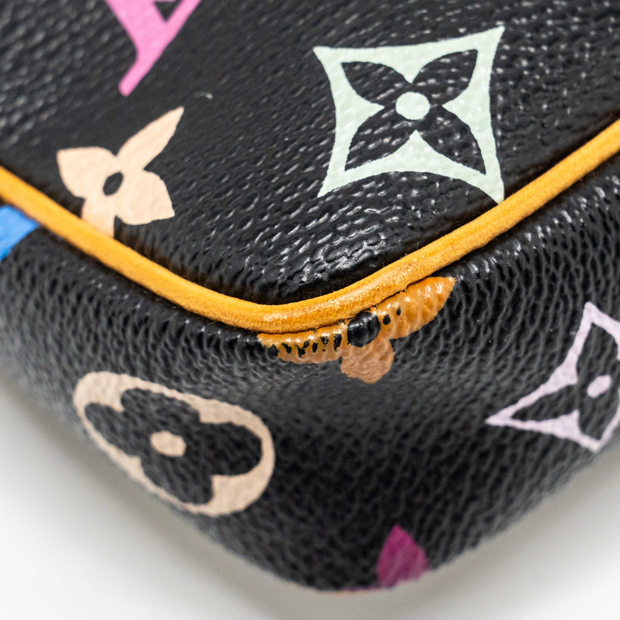 louis-vuitton-pochette-accessories-canvas-black-multicolor-ghw