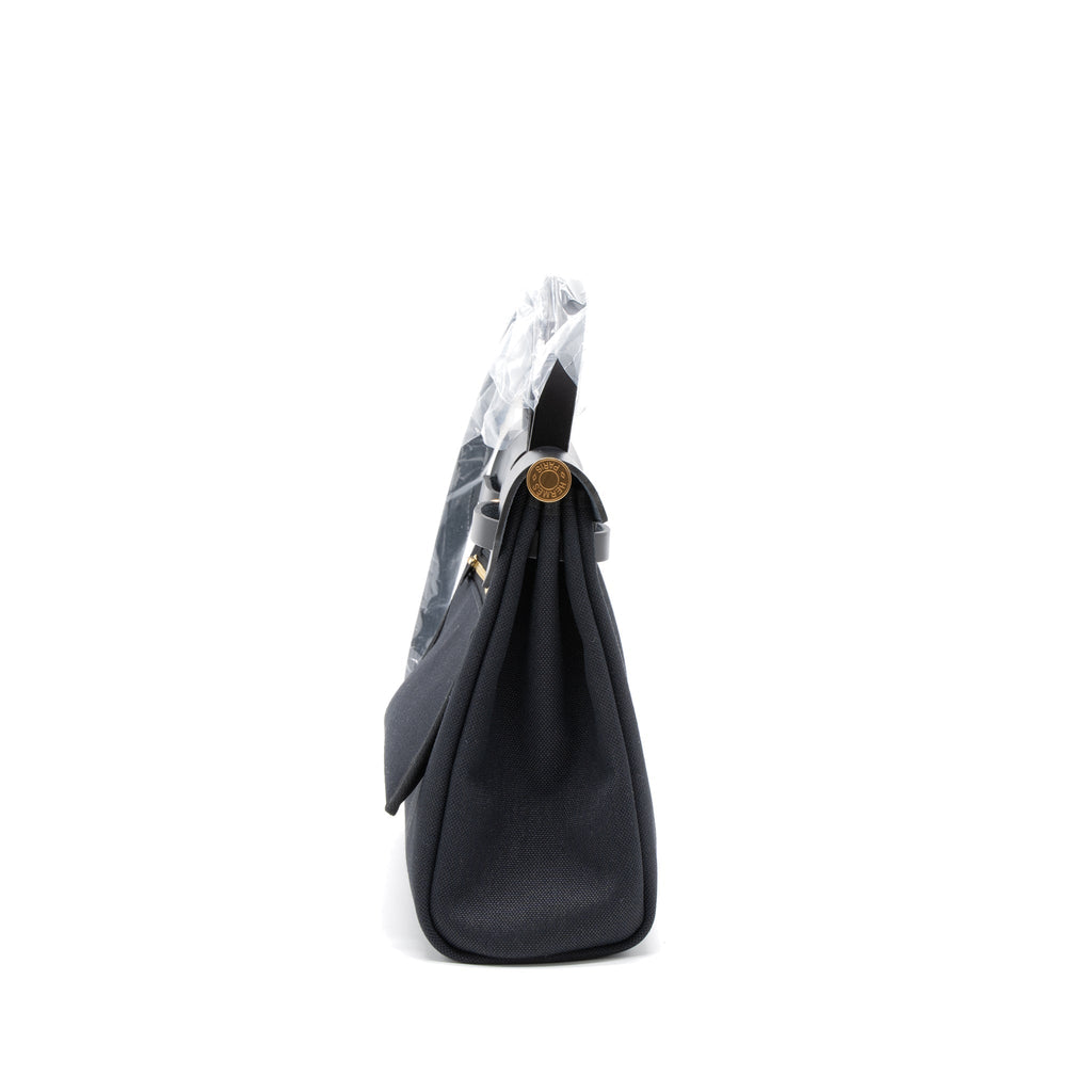 hermes-herbag-zip-31-bag-canvas-black-ghw-stamp-u