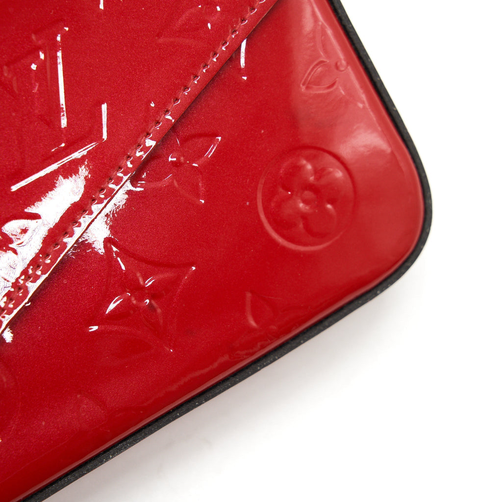 louis-vuitton-pochette-felicie-monogram-patent-leather