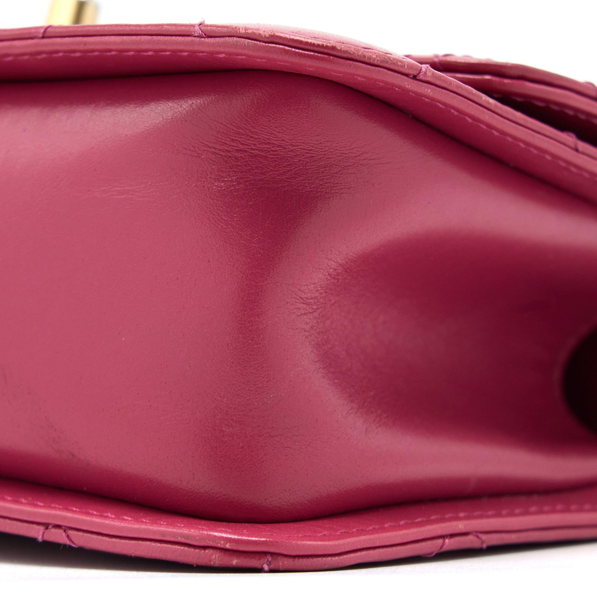 chanel-21a-small-gold-crush-flap-bag-calfskin-raspberry-pink-brushed-ghw-microchip-1