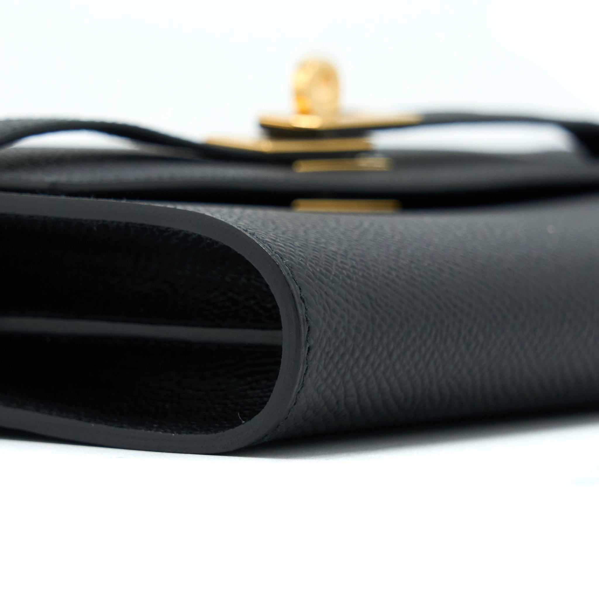 hermes-kelly-to-go-epsom-black-ghw-stamp-u