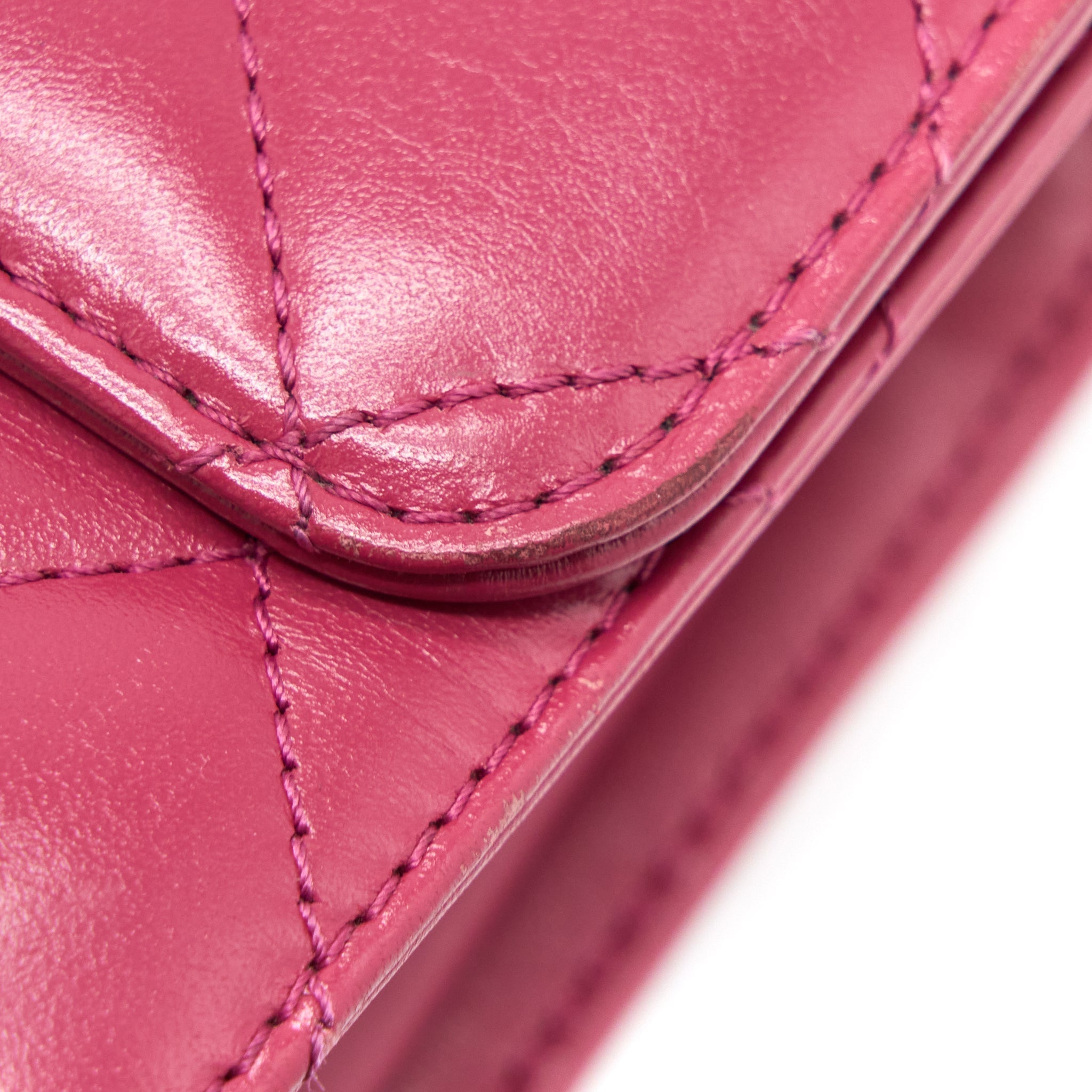 chanel-21a-small-gold-crush-flap-bag-calfskin-raspberry-pink-brushed-ghw-microchip-1