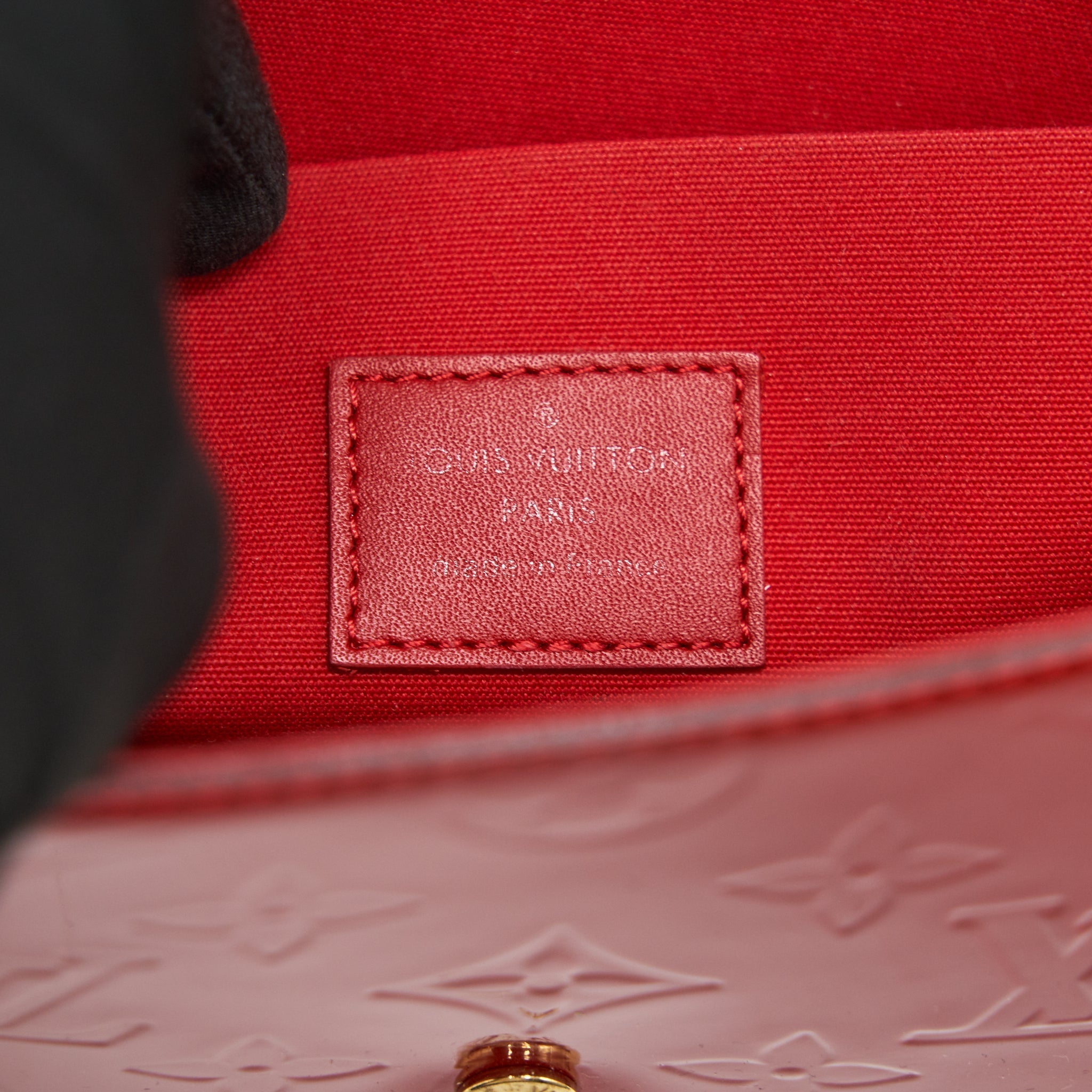 louis-vuitton-pochette-felicie-monogram-patent-leather