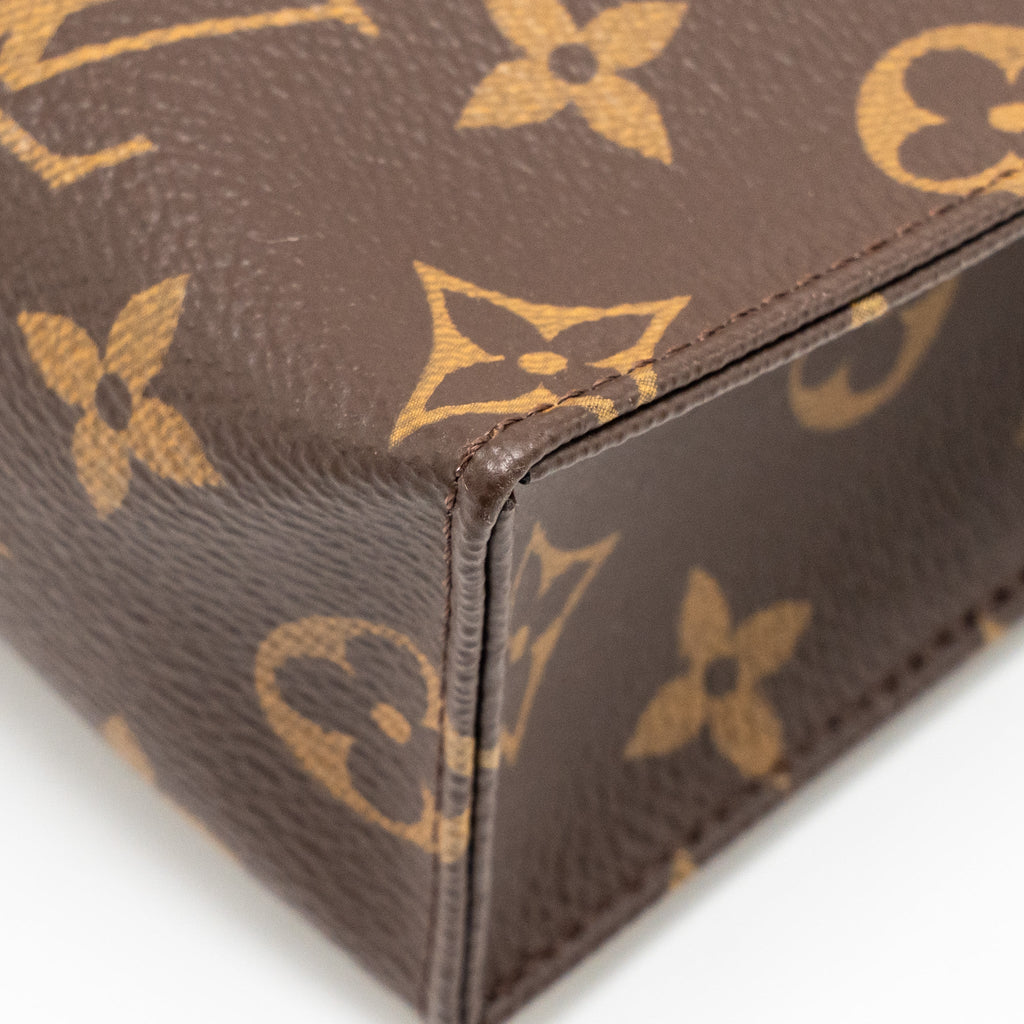 louis-vuitton-toiletry-pochette-26-monogram-canvas-ghw-14