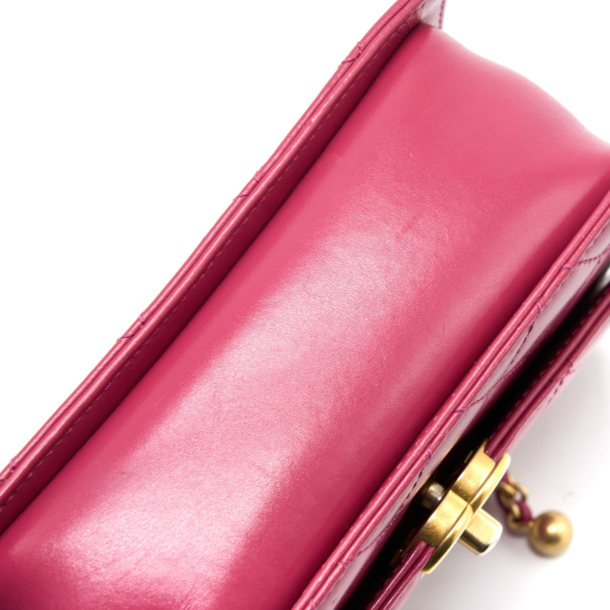 chanel-21a-small-gold-crush-flap-bag-calfskin-raspberry-pink-brushed-ghw-microchip-1