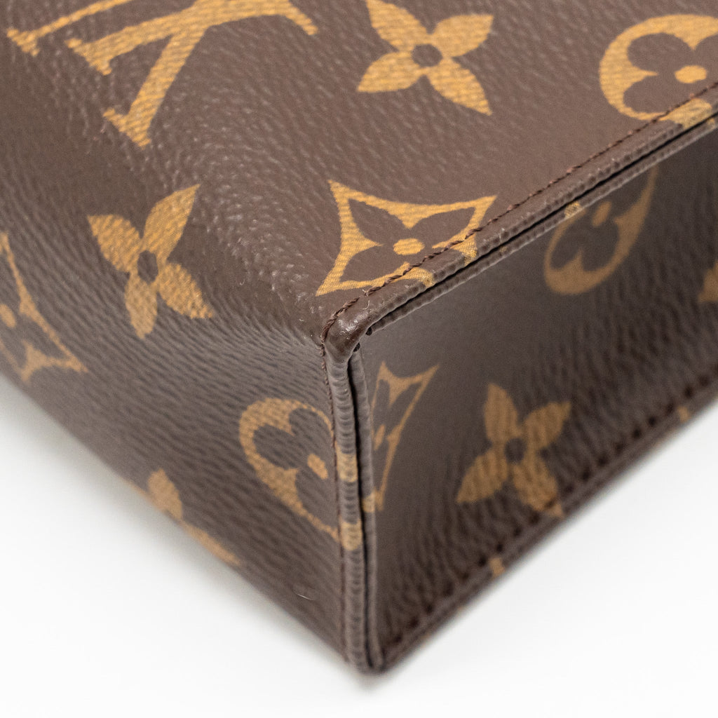 louis-vuitton-toiletry-pochette-26-monogram-canvas-ghw-14