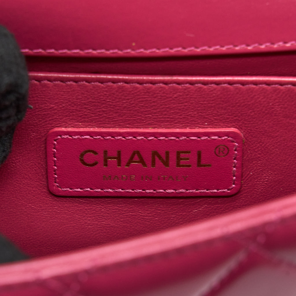 chanel-21a-small-gold-crush-flap-bag-calfskin-raspberry-pink-brushed-ghw-microchip-1