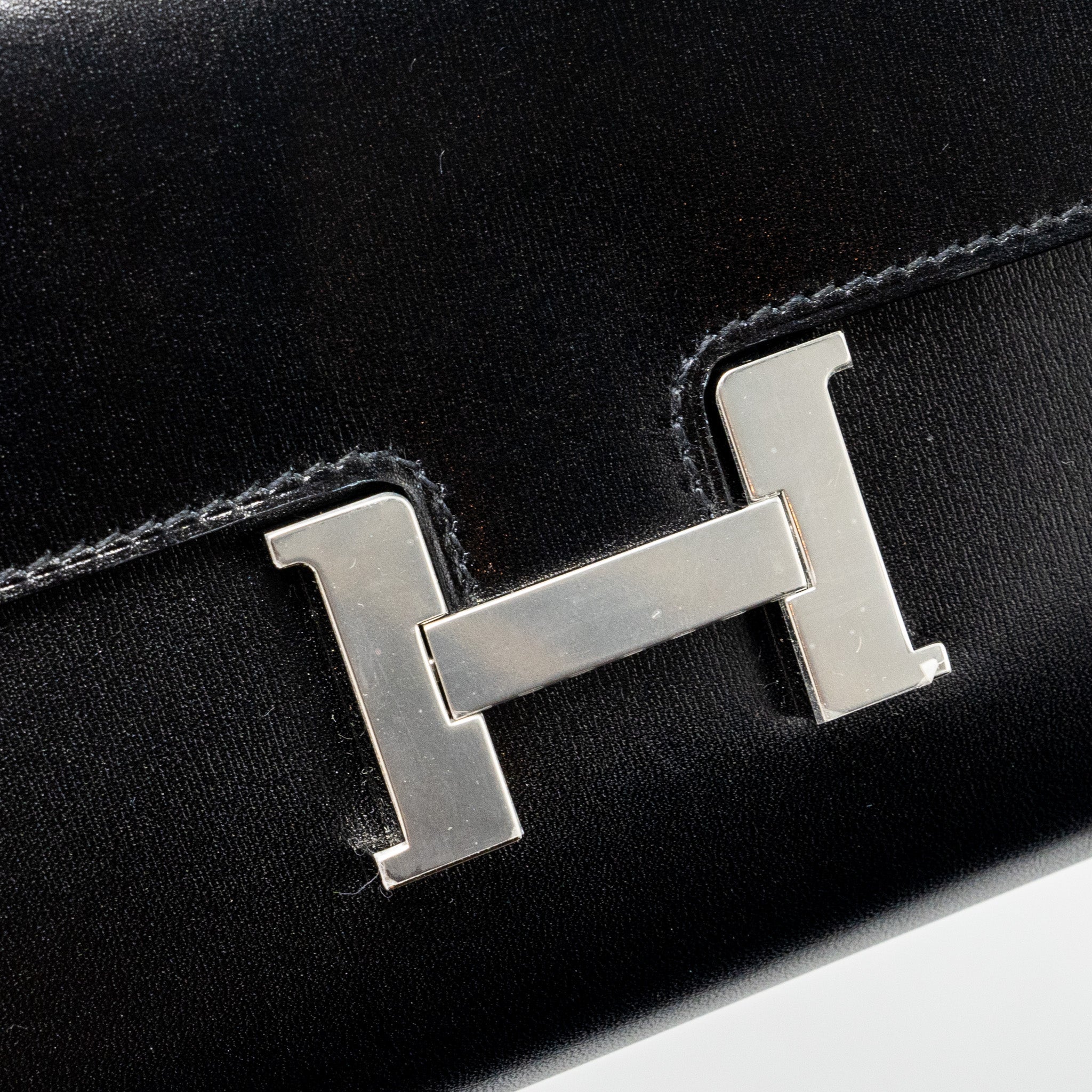 hermes-constance-to-go-box-black-shw-stamp-b-1