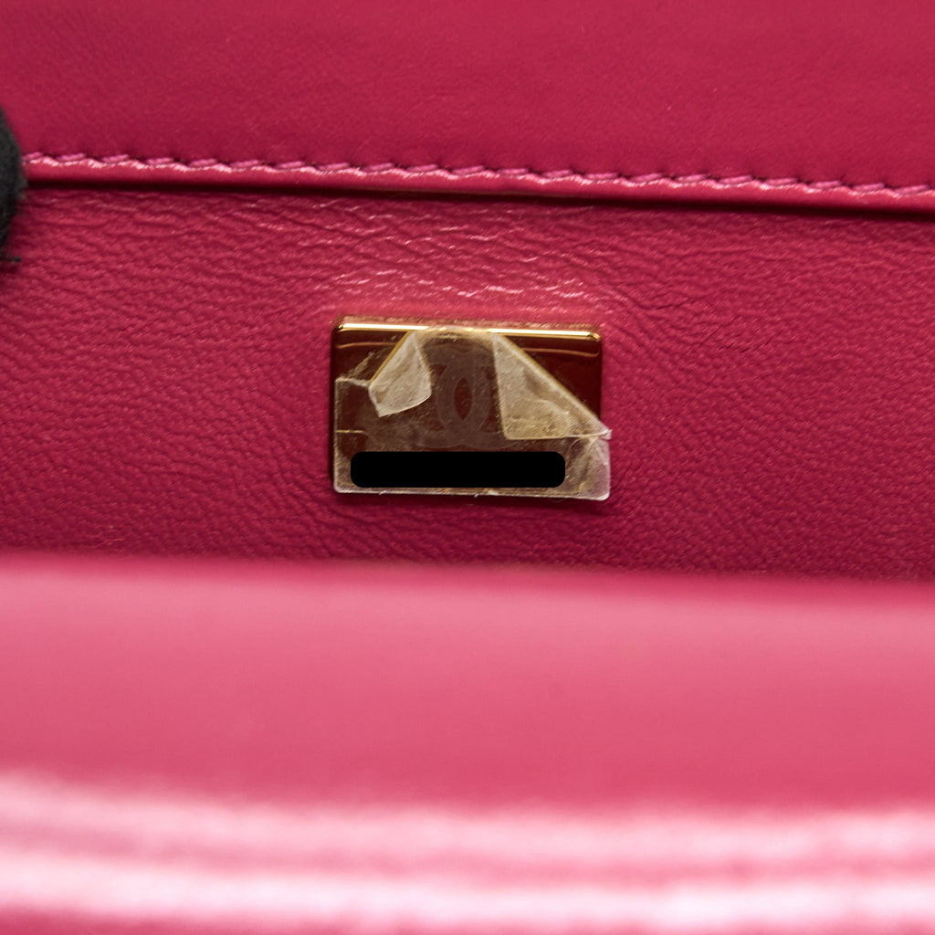 chanel-21a-small-gold-crush-flap-bag-calfskin-raspberry-pink-brushed-ghw-microchip-1