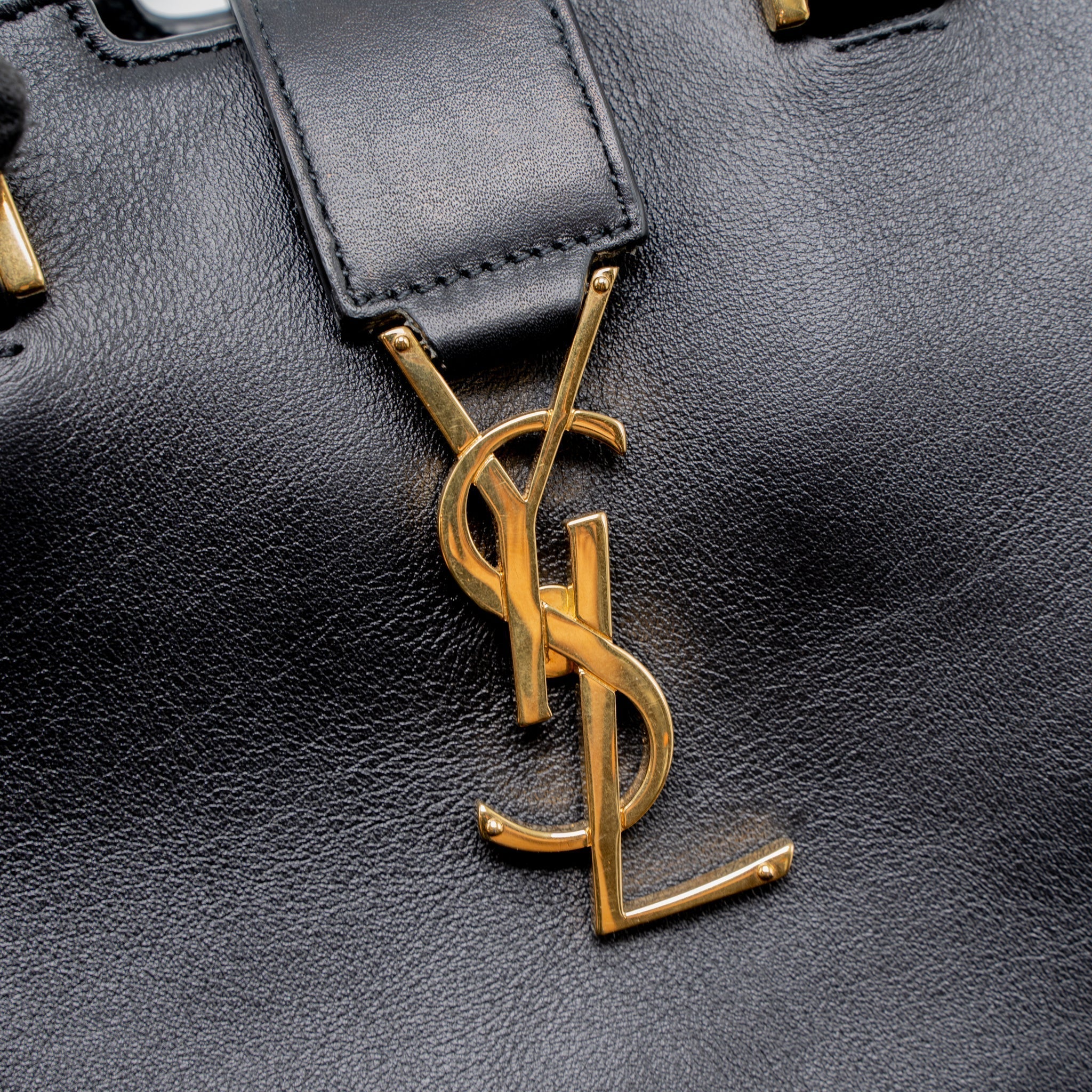 saint-laurent-cabas-tote-calfskin-black-ghw