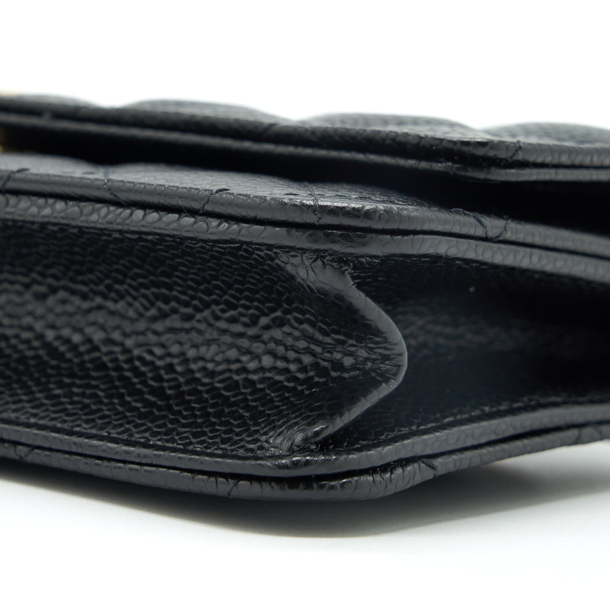 chanel-classic-wallet-on-chain-caviar-black-ghw-microchip