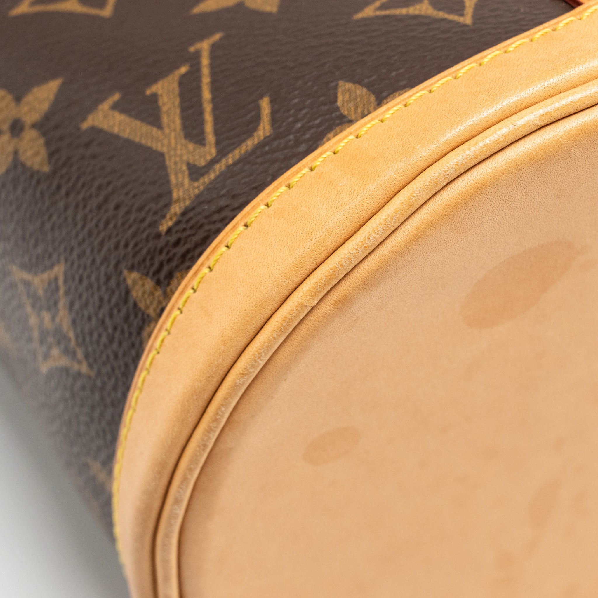 louis-vuitton-duffle-bag-monogram-canvas-ghw-5