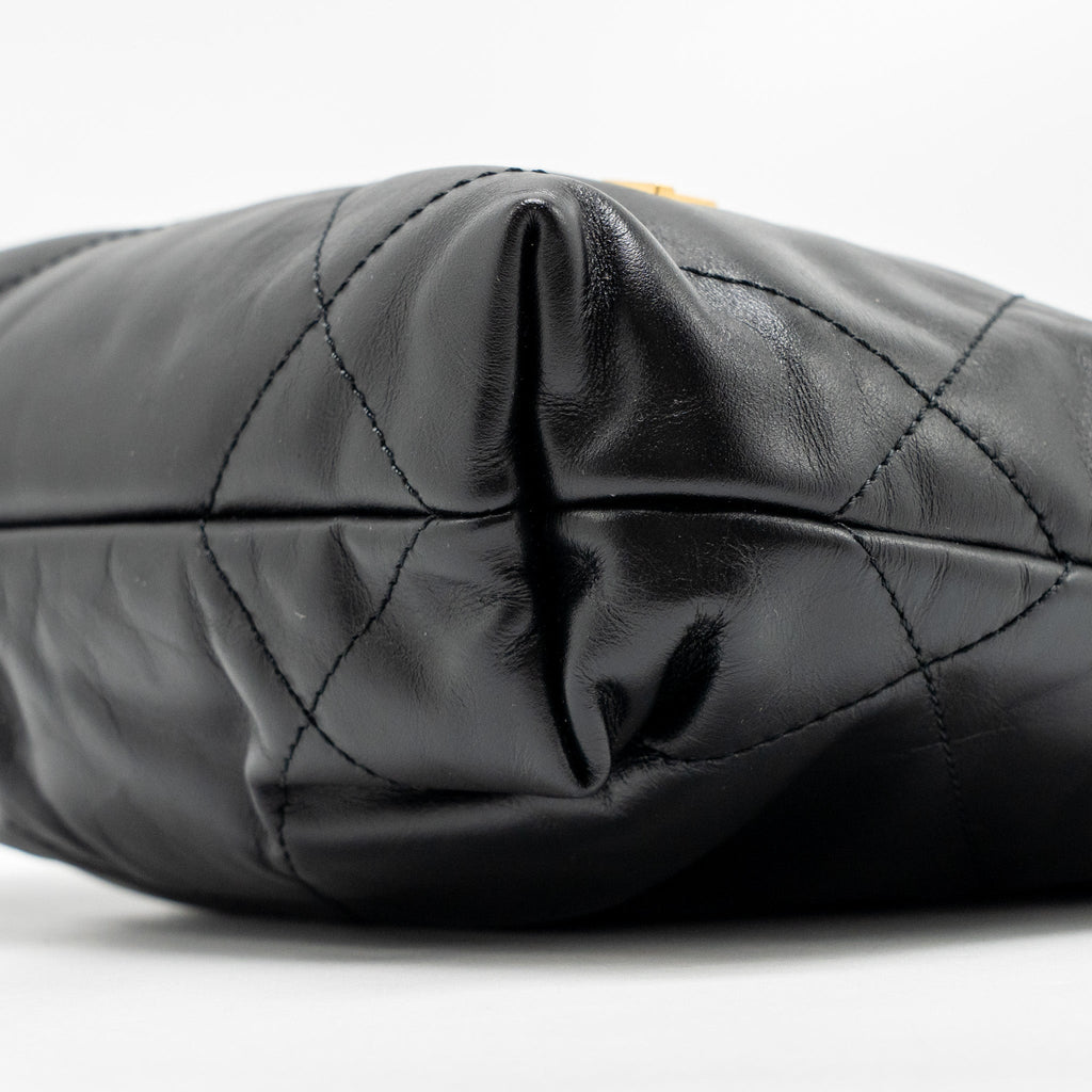 chanel-mini-22-bag-calfskin-black-ghw-microchip