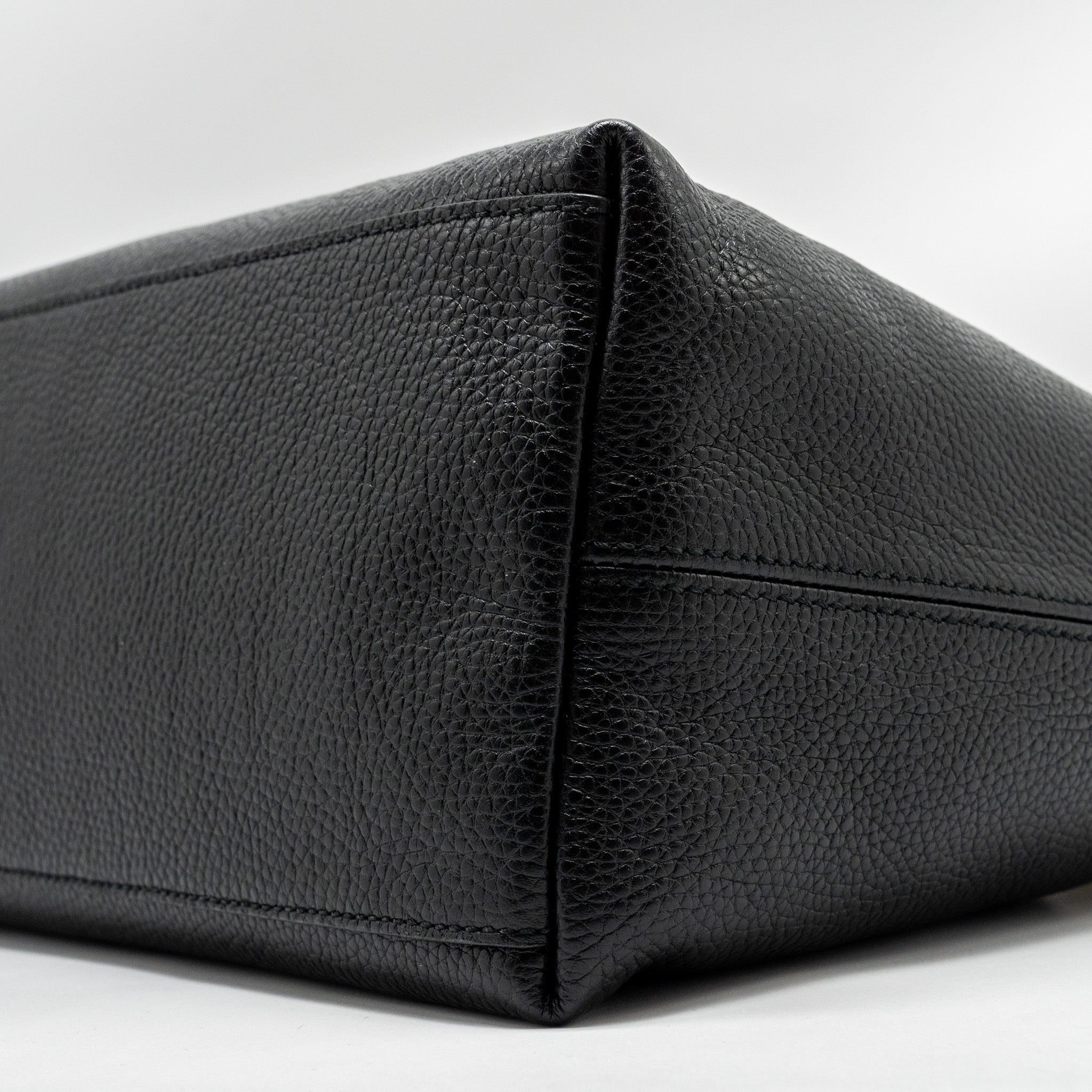 gucci-interlocking-g-soho-tote-bag-calfskin-black-ghw