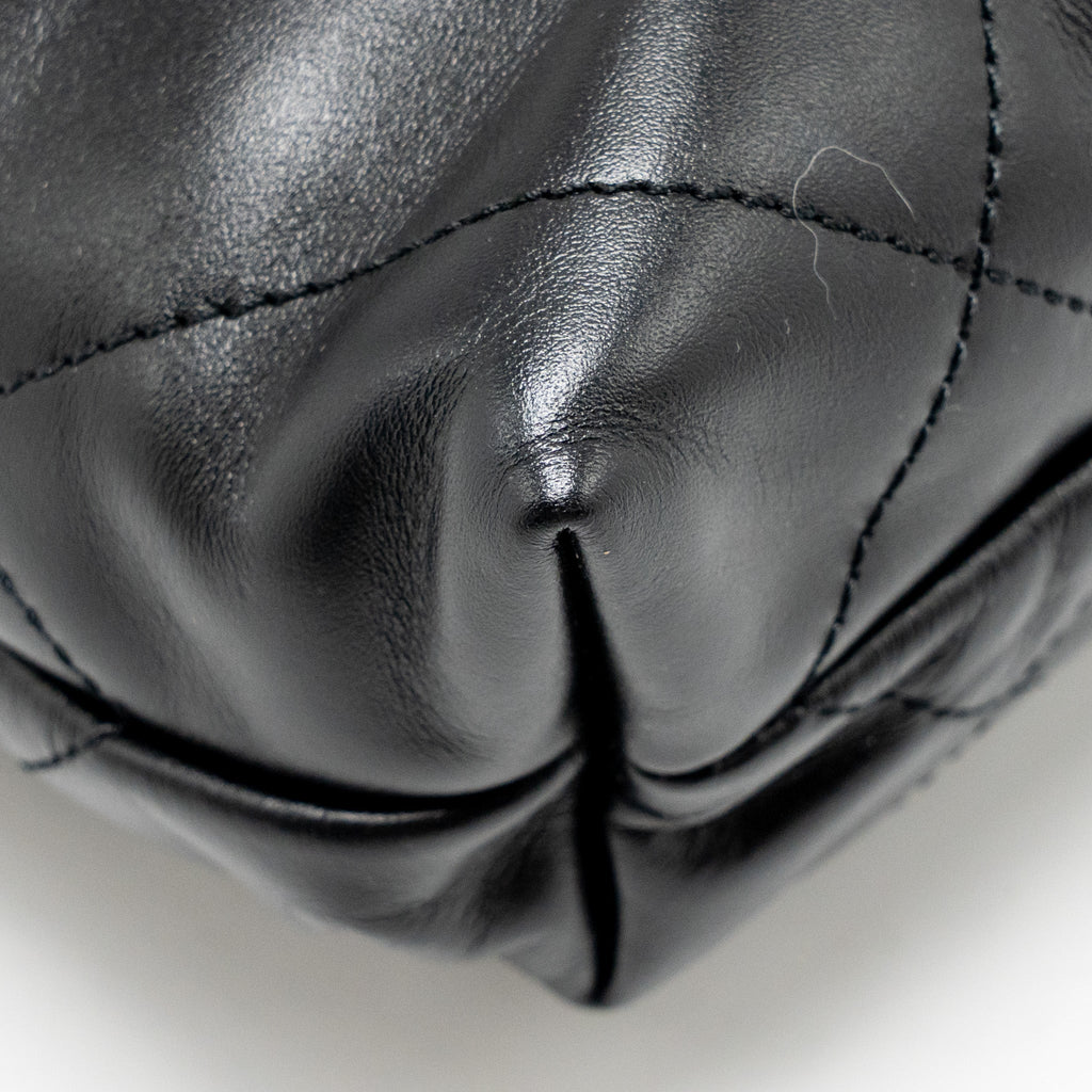 chanel-mini-22-bag-calfskin-black-ghw-microchip