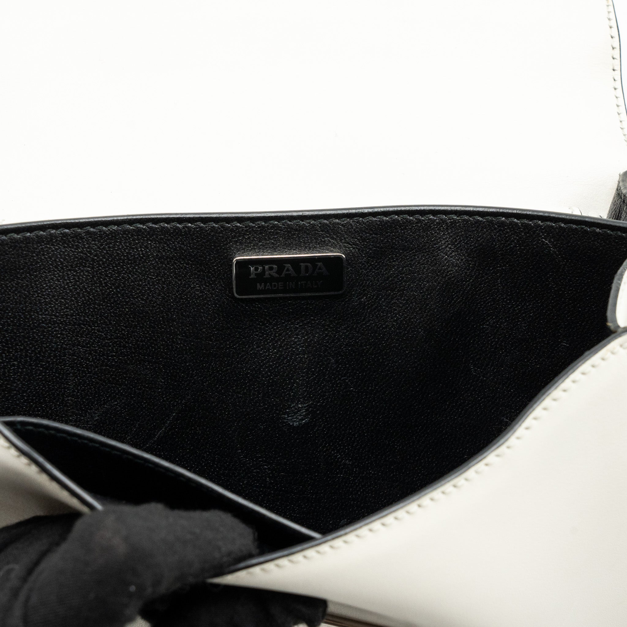 prada-cahier-embellished-two-tone-leather-shoulder-bag-white-caramel-shw