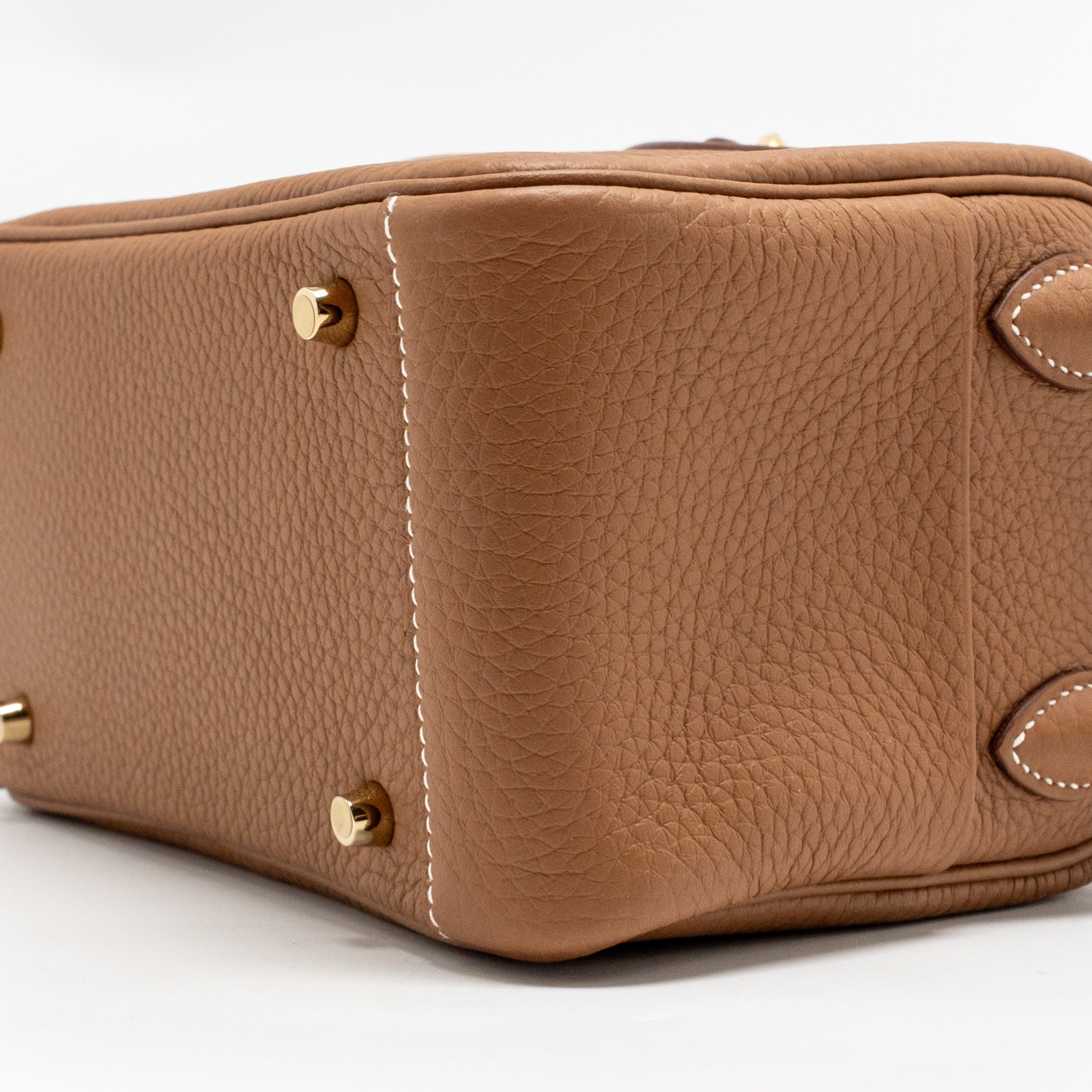 hermes-mini-lindy-ii-clemence-gold-ghw-stamp-k