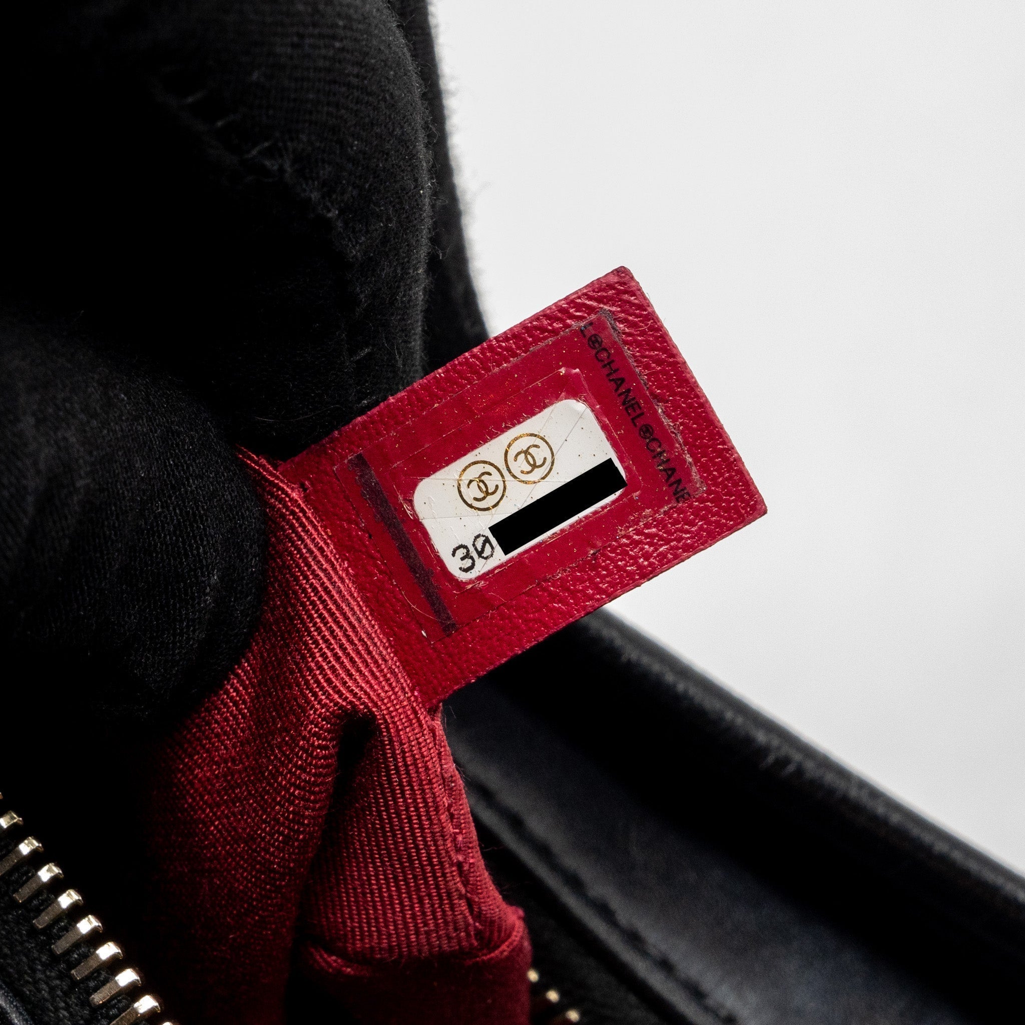 chanel-small-gabrielle-hobo-bag-calfskin-black-multicolour-hardware-2