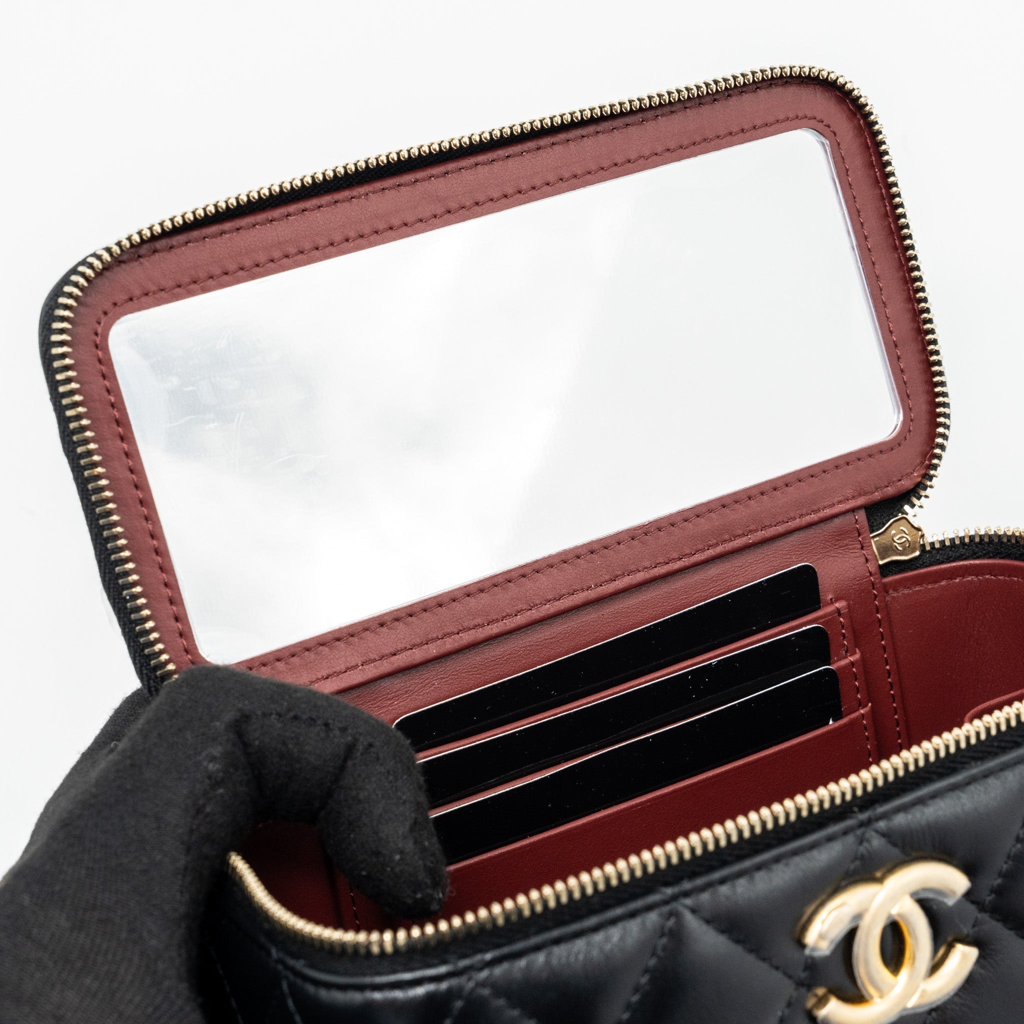 chanel-24c-gold-crush-long-vanity-case-lambskin-black-ghw-microchip