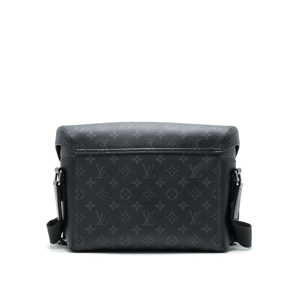 louis-vuitton-messenger-pm-voyager-monogram