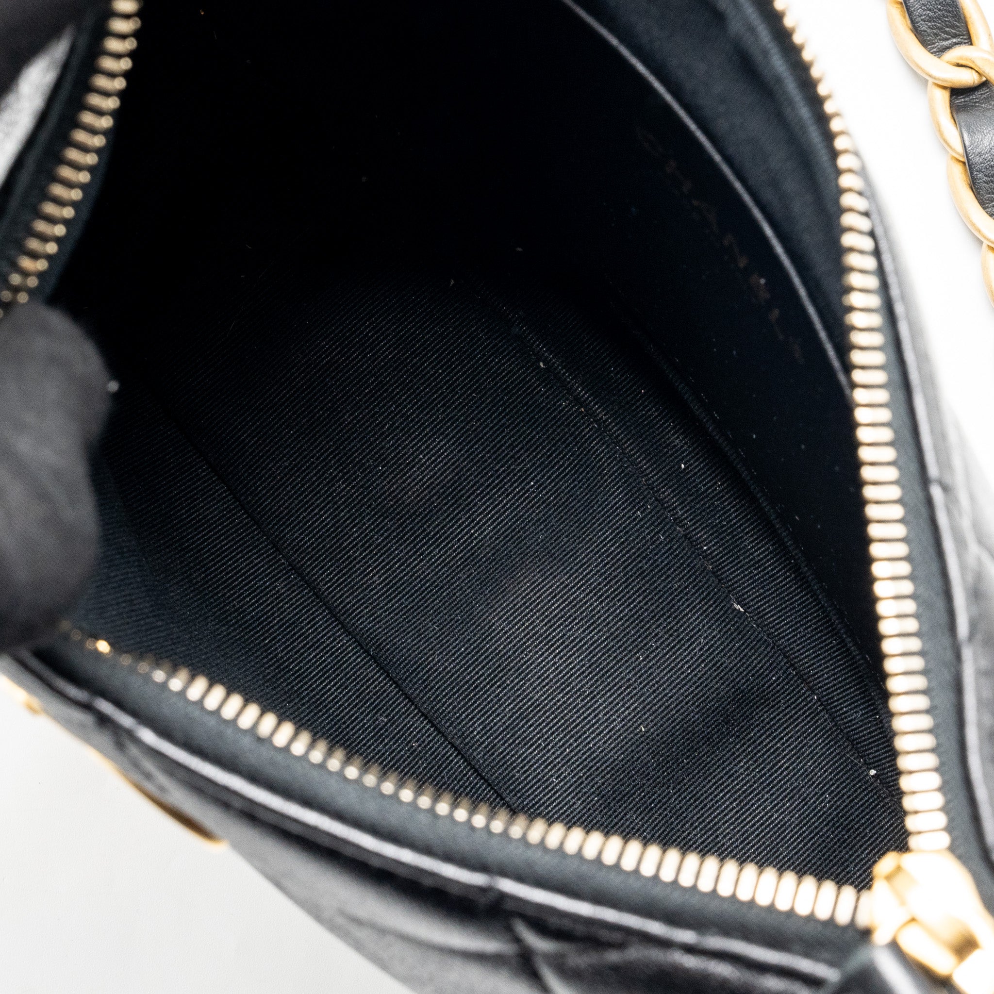 chanel-23k-hobo-bag-with-adjustable-chain-lambkin-black-ghw-microchip