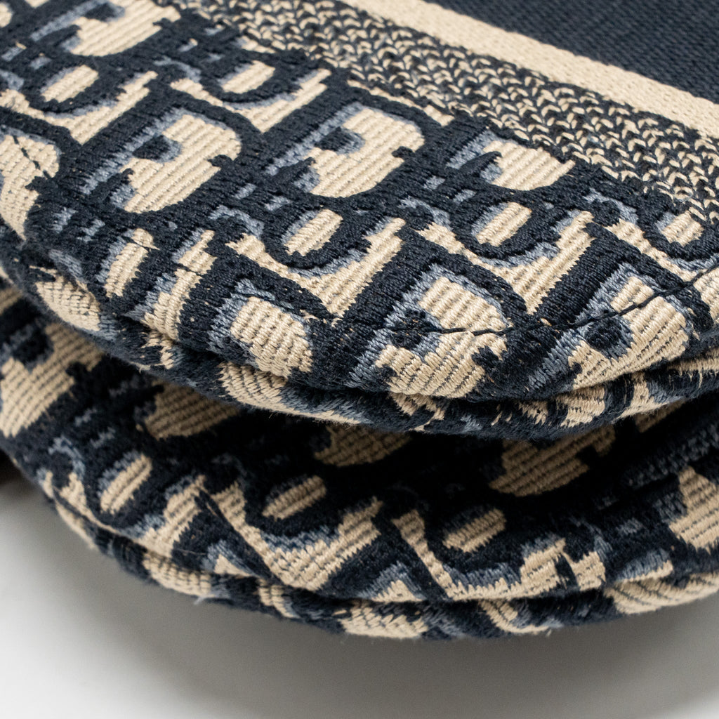 dior-medium-saddle-bag-oblique-embroidery-canvas-blue-ghw