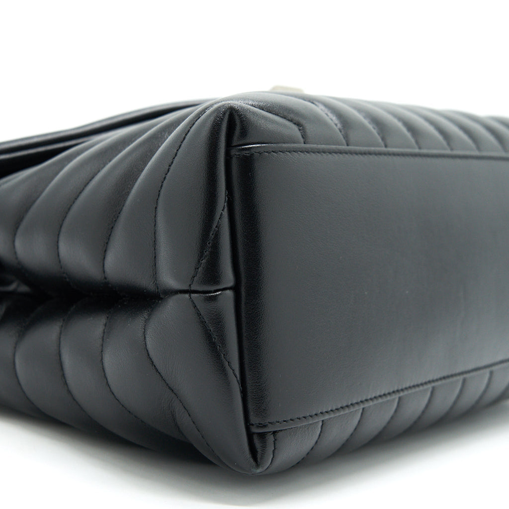 saint-laurent-ysl-lou-lou-in-black-shw
