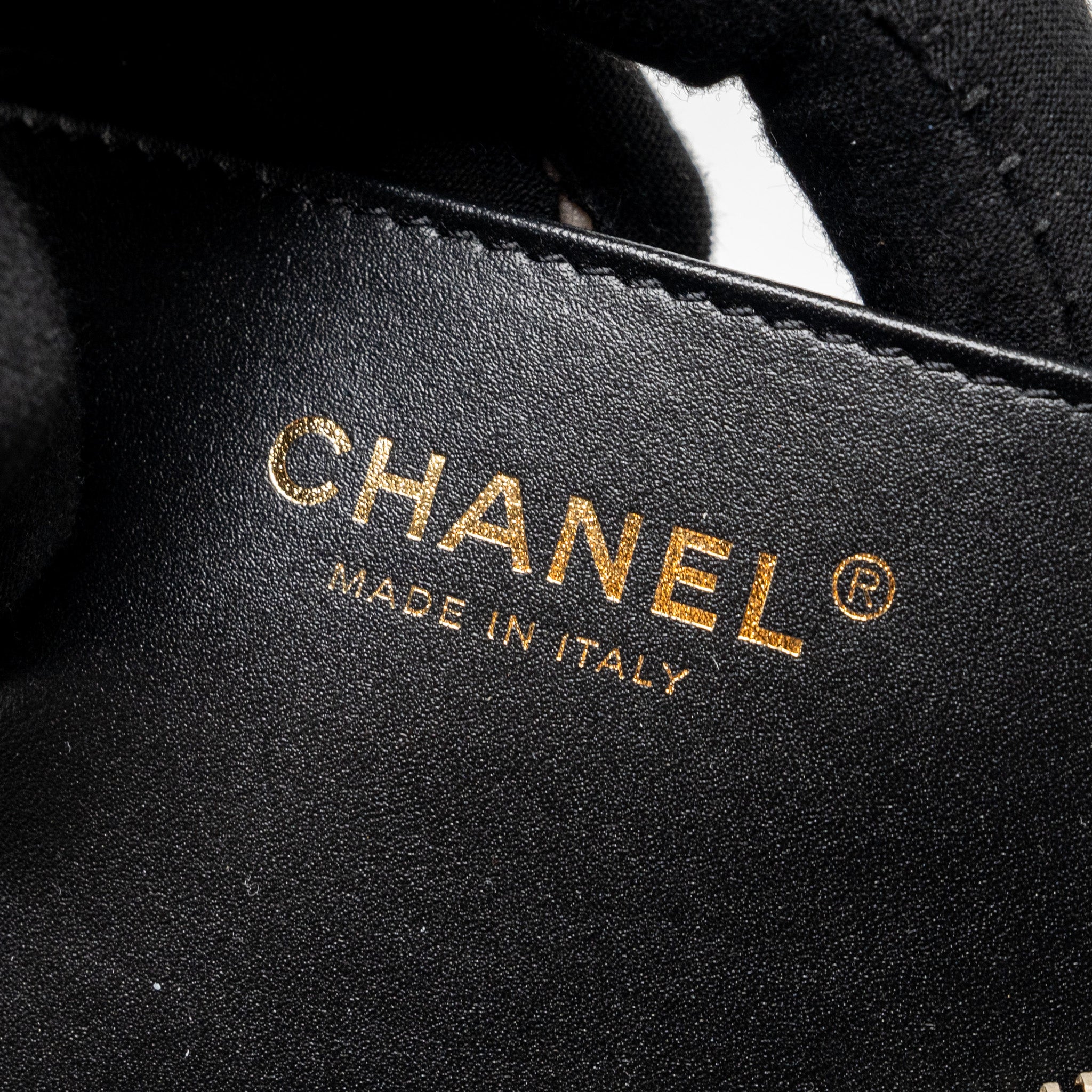 chanel-23k-hobo-bag-with-adjustable-chain-lambkin-black-ghw-microchip