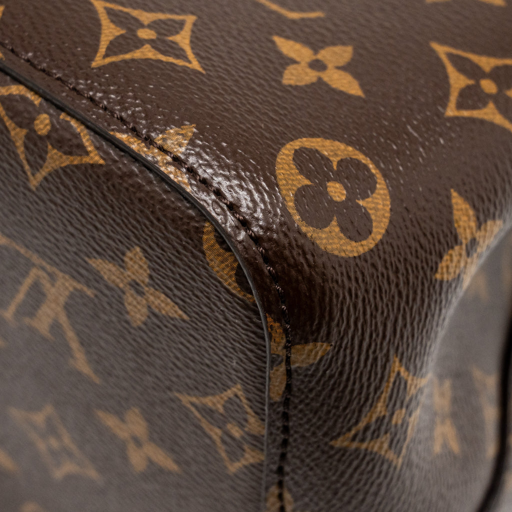 louis-vuitton-neo-noe-monogram-canvas-black-ghw-1
