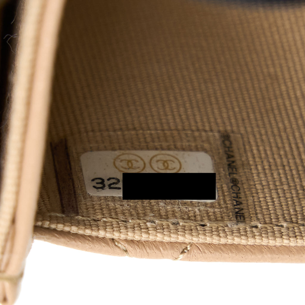 chanel-classic-flap-card-holder-lambskin-beige-lghw