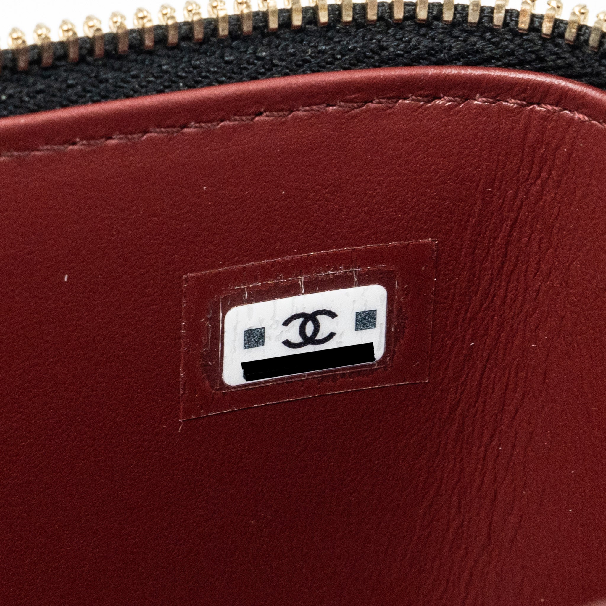chanel-24c-gold-crush-long-vanity-case-lambskin-black-ghw-microchip