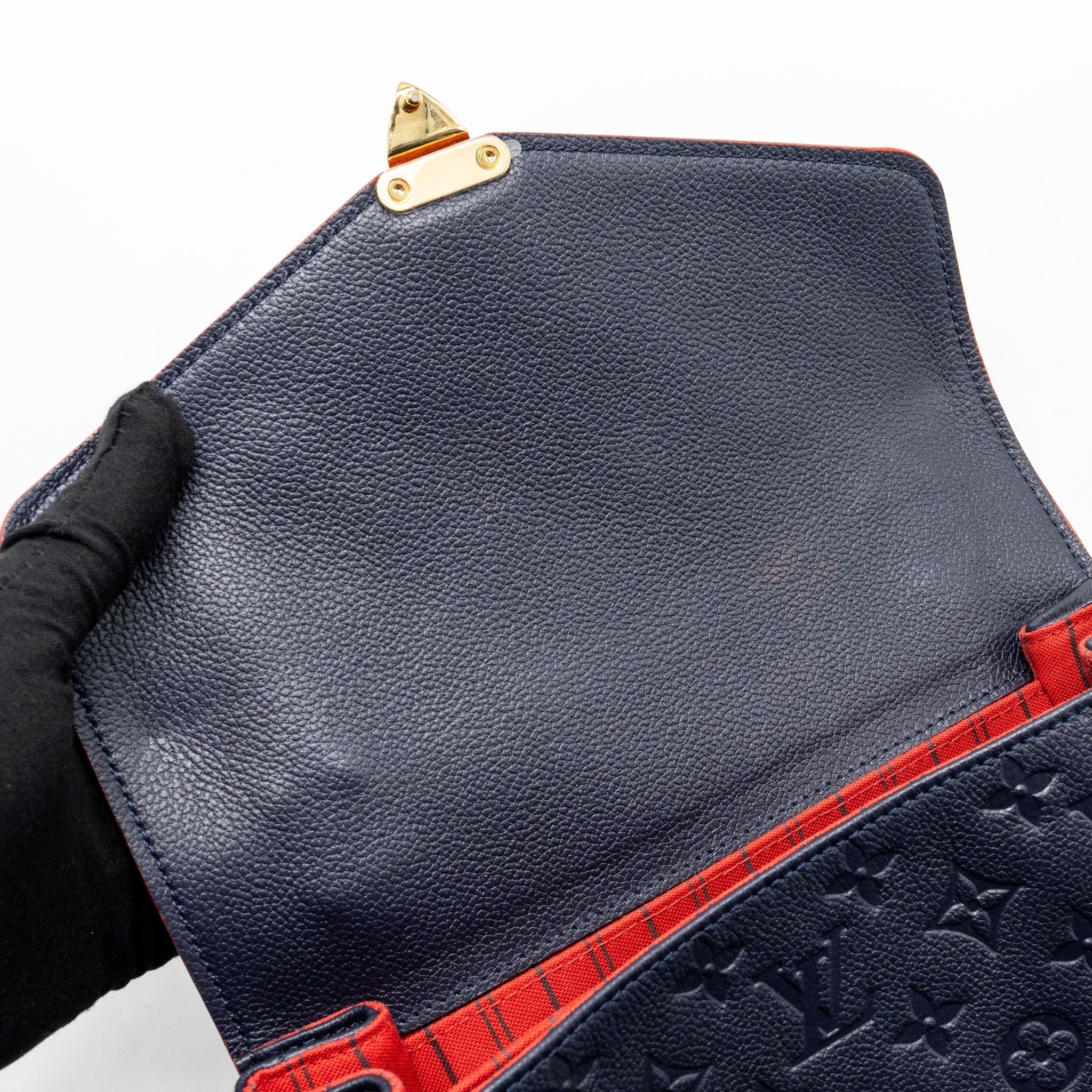 louis-vuitton-pochette-metis-monogram-empreinete-leather-navy-ghw