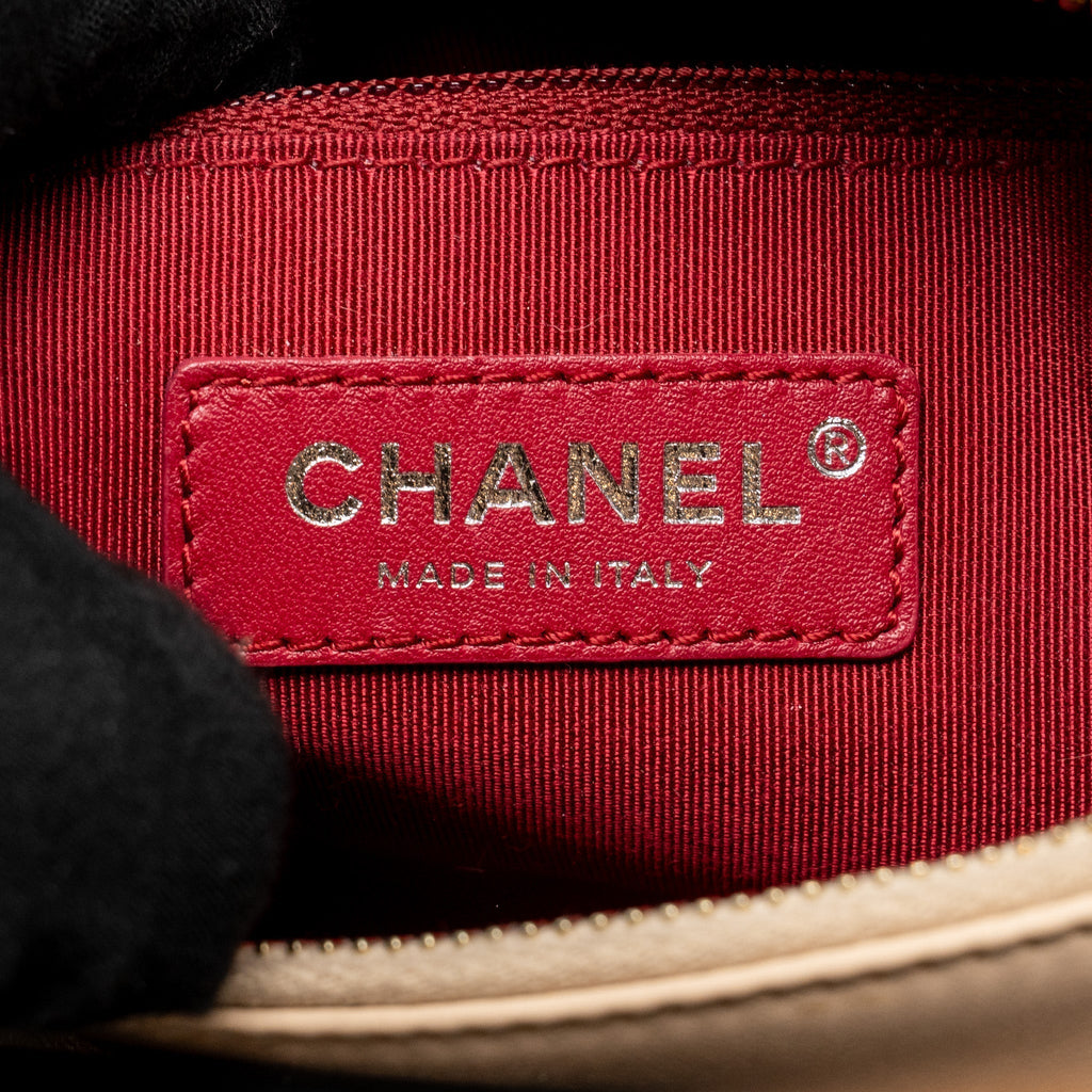 chanel-small-gabrielle-hobo-bag-aged-calfskin-beige-black-multicolour-hardware-copy