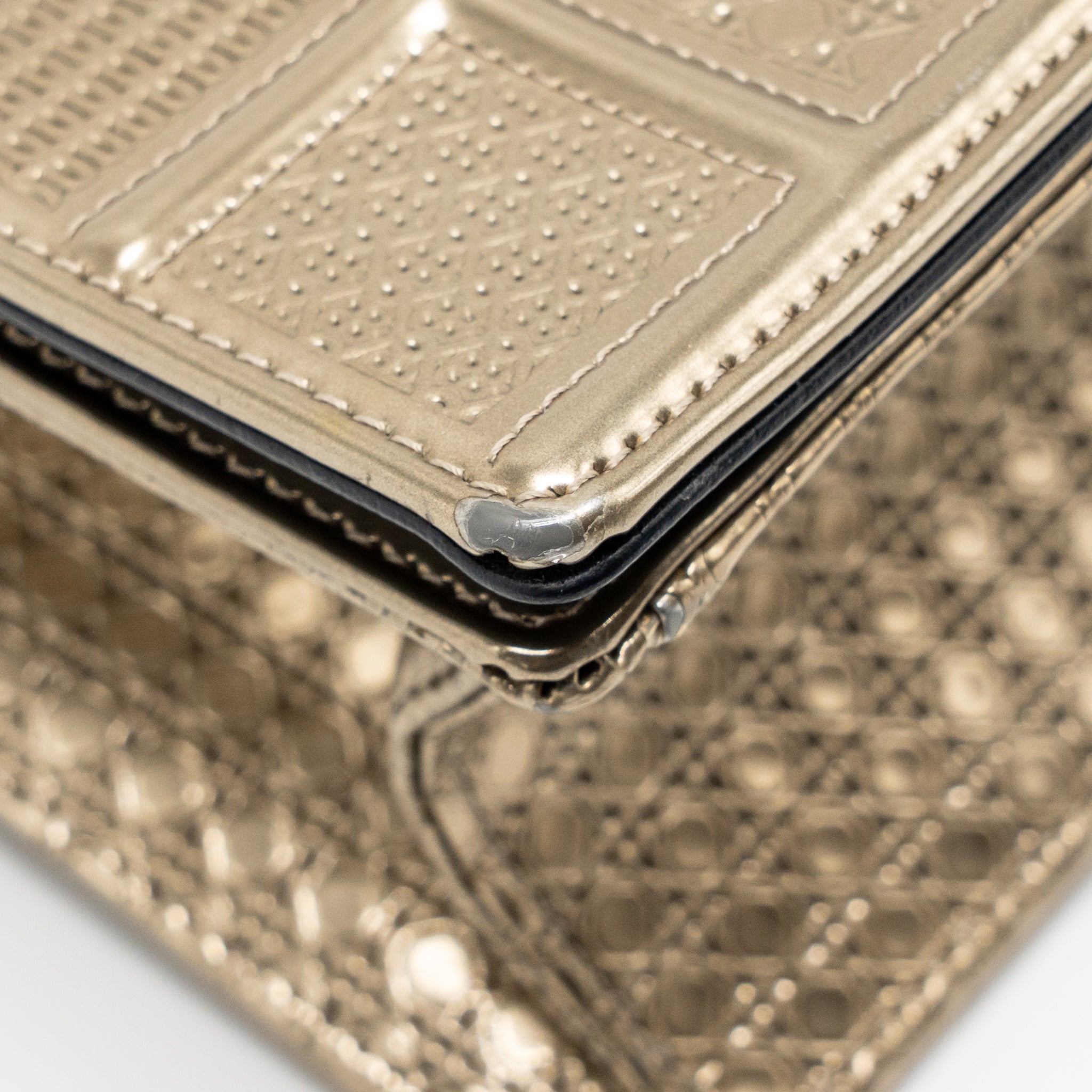 dior-medium-diorama-metallic-calfskin-light-gold-with-lghw-copy
