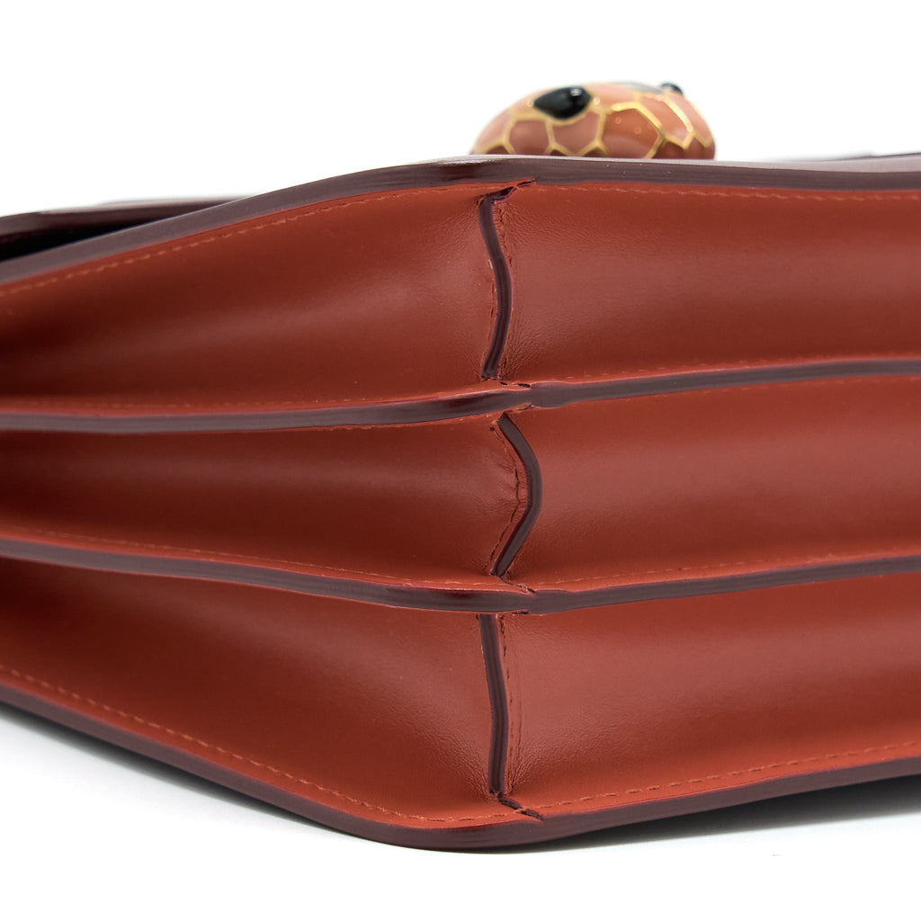 bvlgari-serpenti-forever-top-handle-bag-calfskin-multicoloured-lghw