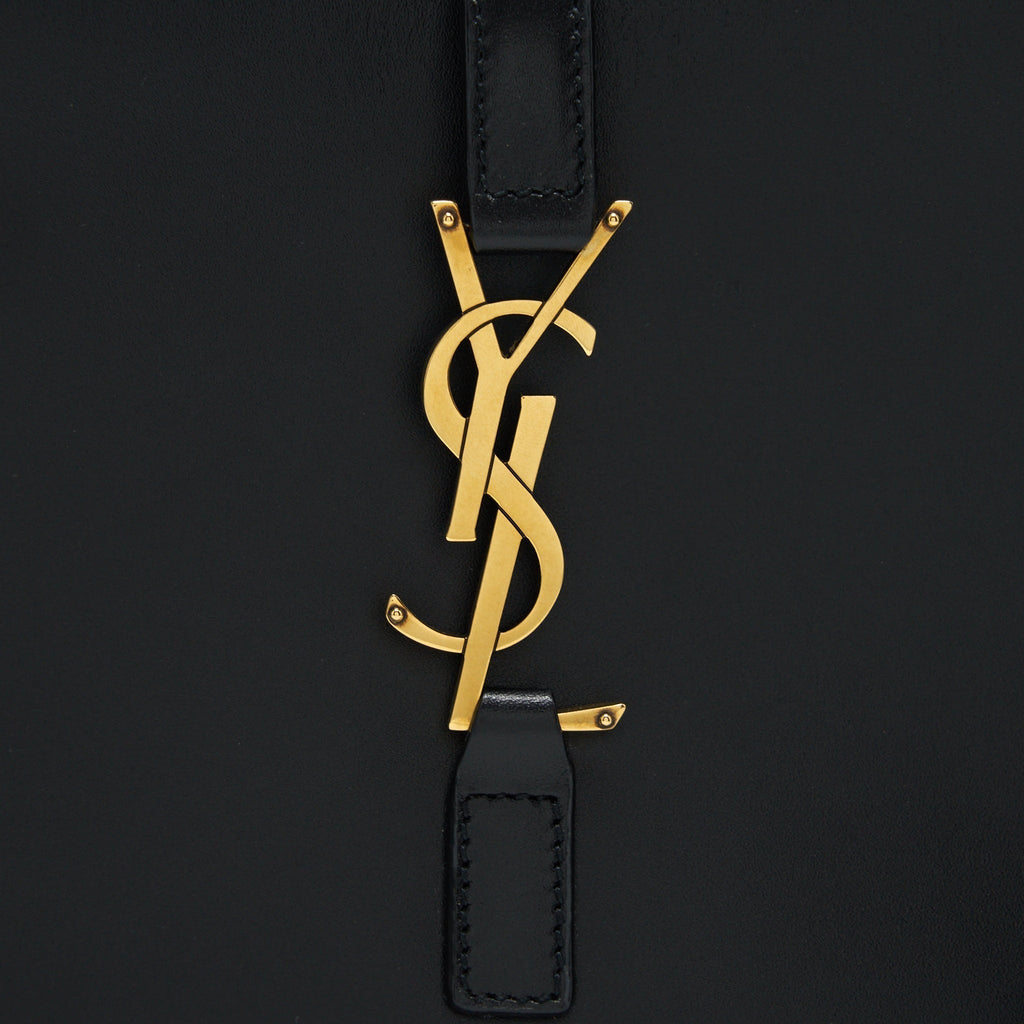 saint-laurent-ysl-le5-a7-hobo-bag-smooth-calfskin-black-ghw