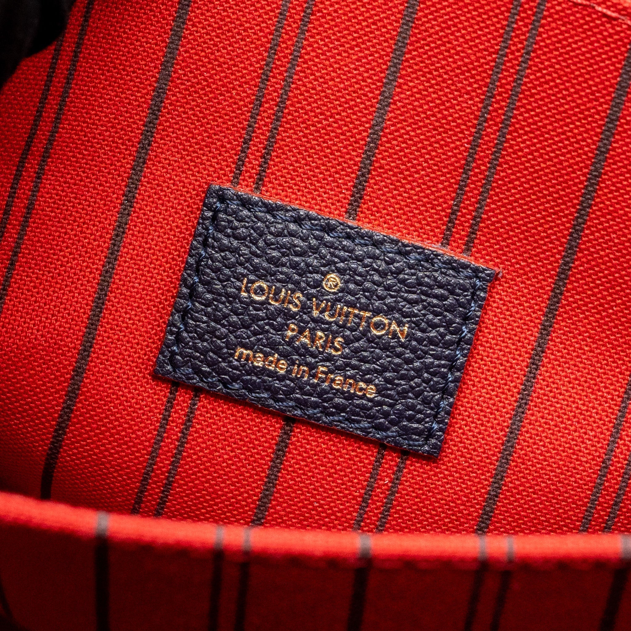 louis-vuitton-pochette-metis-monogram-empreinete-leather-navy-ghw