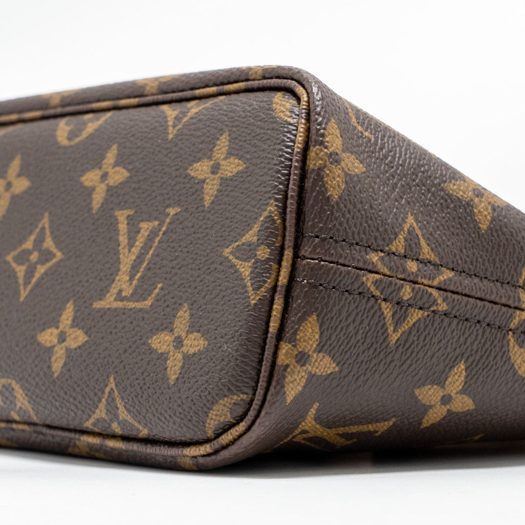 louis-vuitton-alma-red