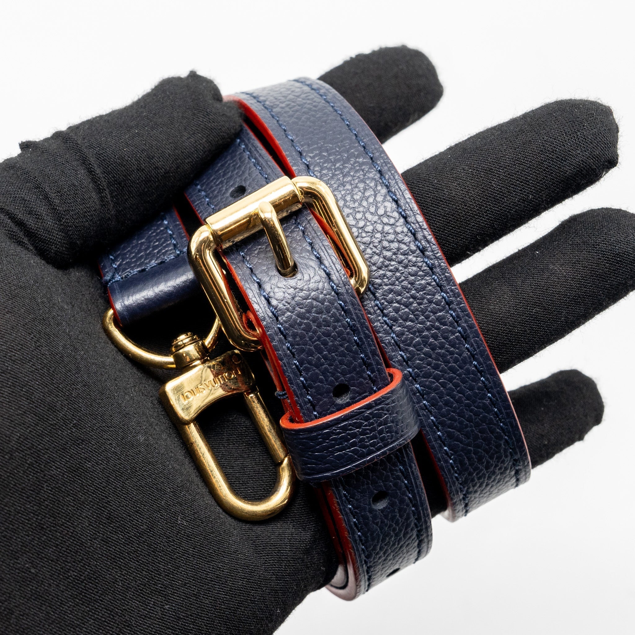 louis-vuitton-pochette-metis-monogram-empreinete-leather-navy-ghw