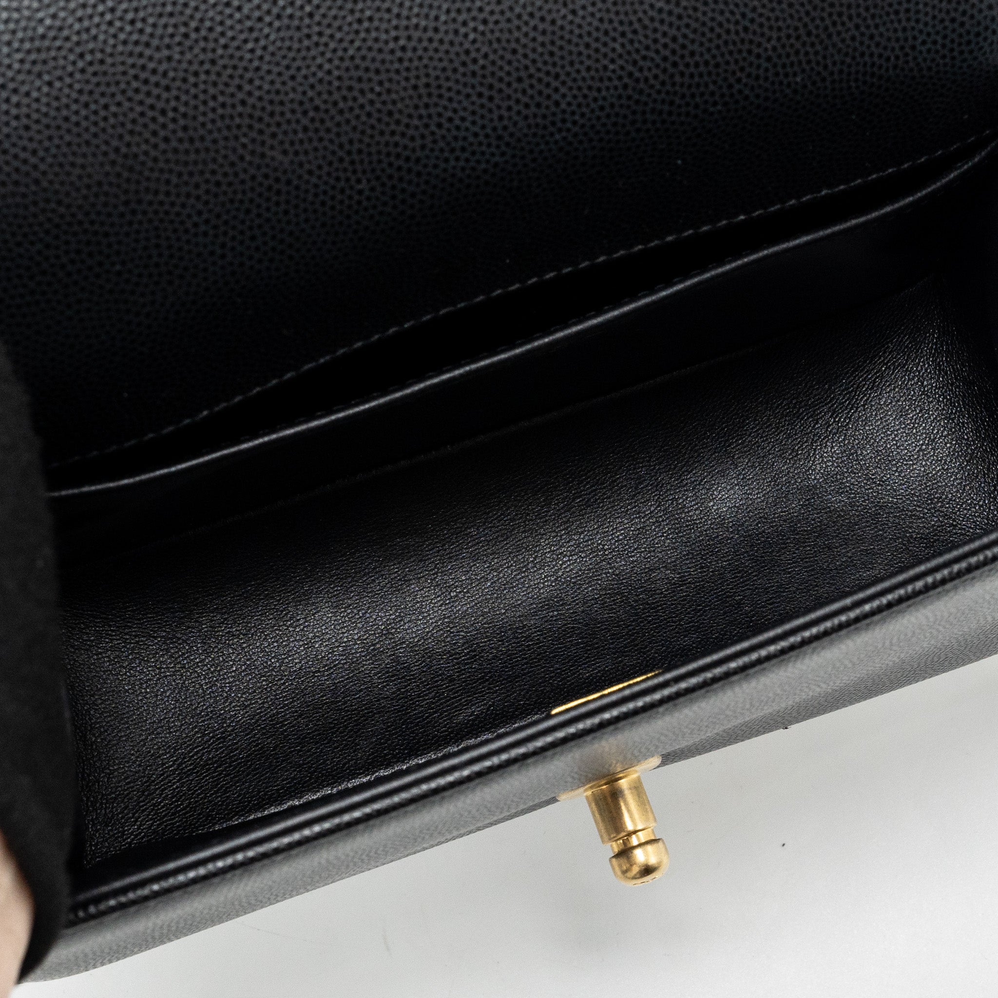 chanel-small-boy-bag-caviar-black-ghw-microchip-3