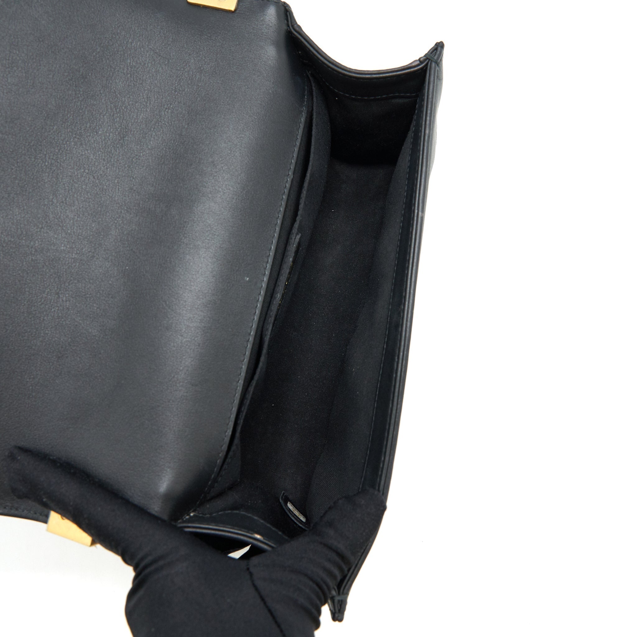 chanel-medium-boy-black-lambskin-ghw