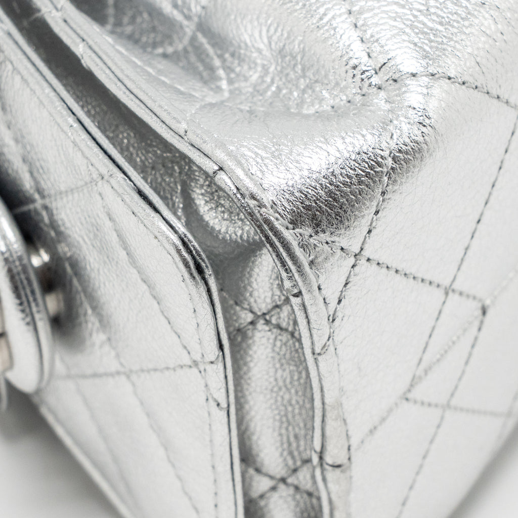 chanel-25-bag-silver