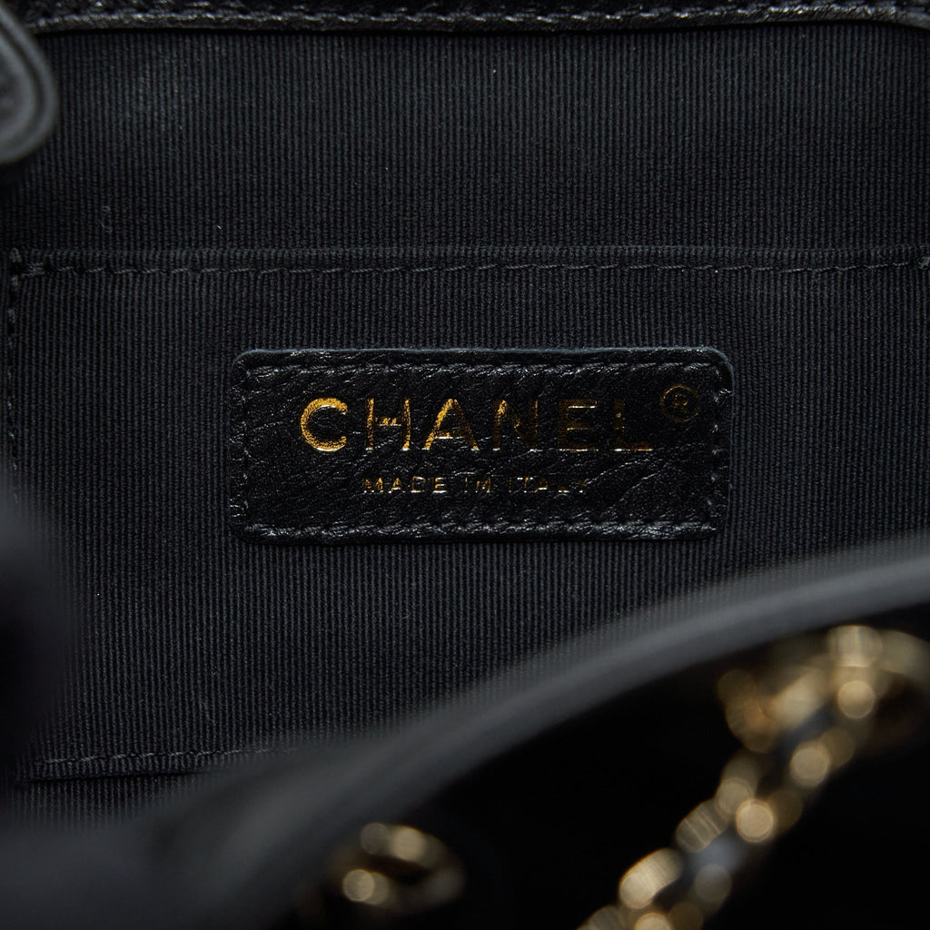 chanel-22c-mini-duma-backpack-calfskin-black-lghw-microchip