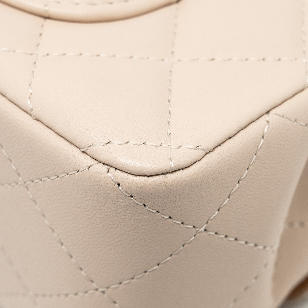 chanel-top-handle-mini-rectangular-flap-bag-lambskin-ecru-dark-beige-lghwmicrochip-copy-1