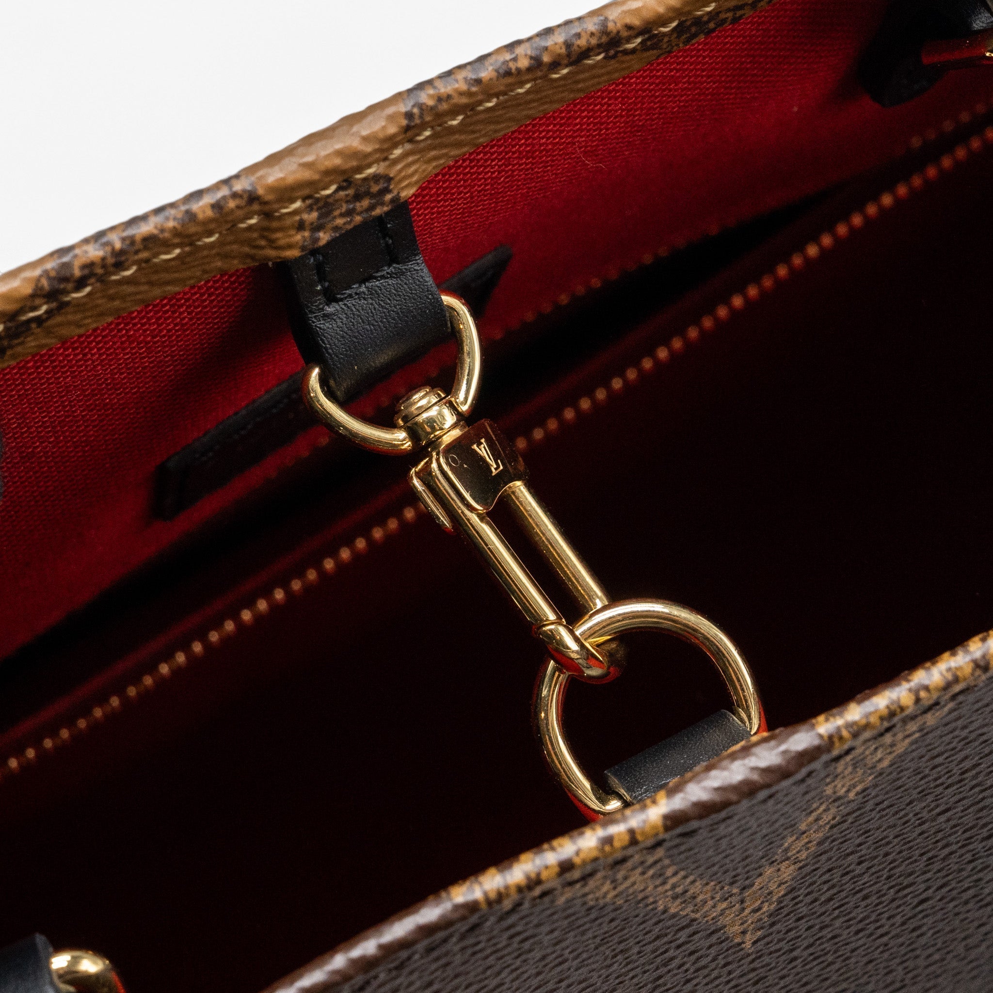 louis-vuitton-onthego-mm-monogram-canvas-ghw-1