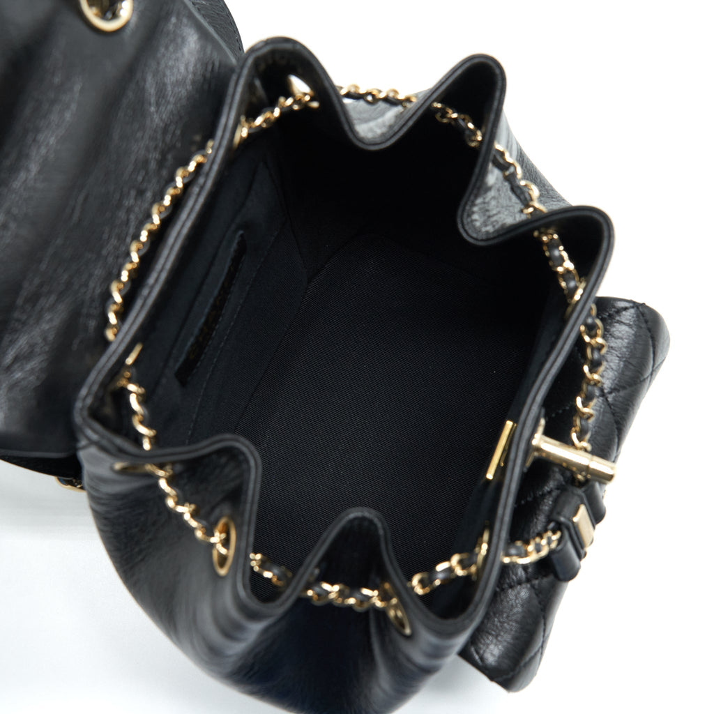 chanel-22c-mini-duma-backpack-calfskin-black-lghw-microchip